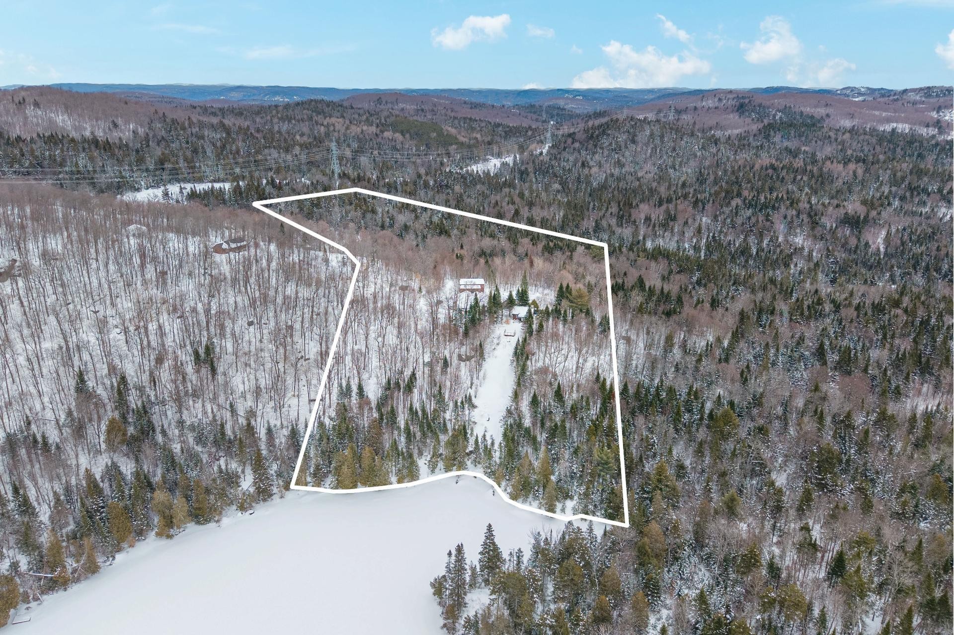 









225


Ch. Laurent

,
Saint-Adolphe-d'Howard,




QC
J0T2B0

