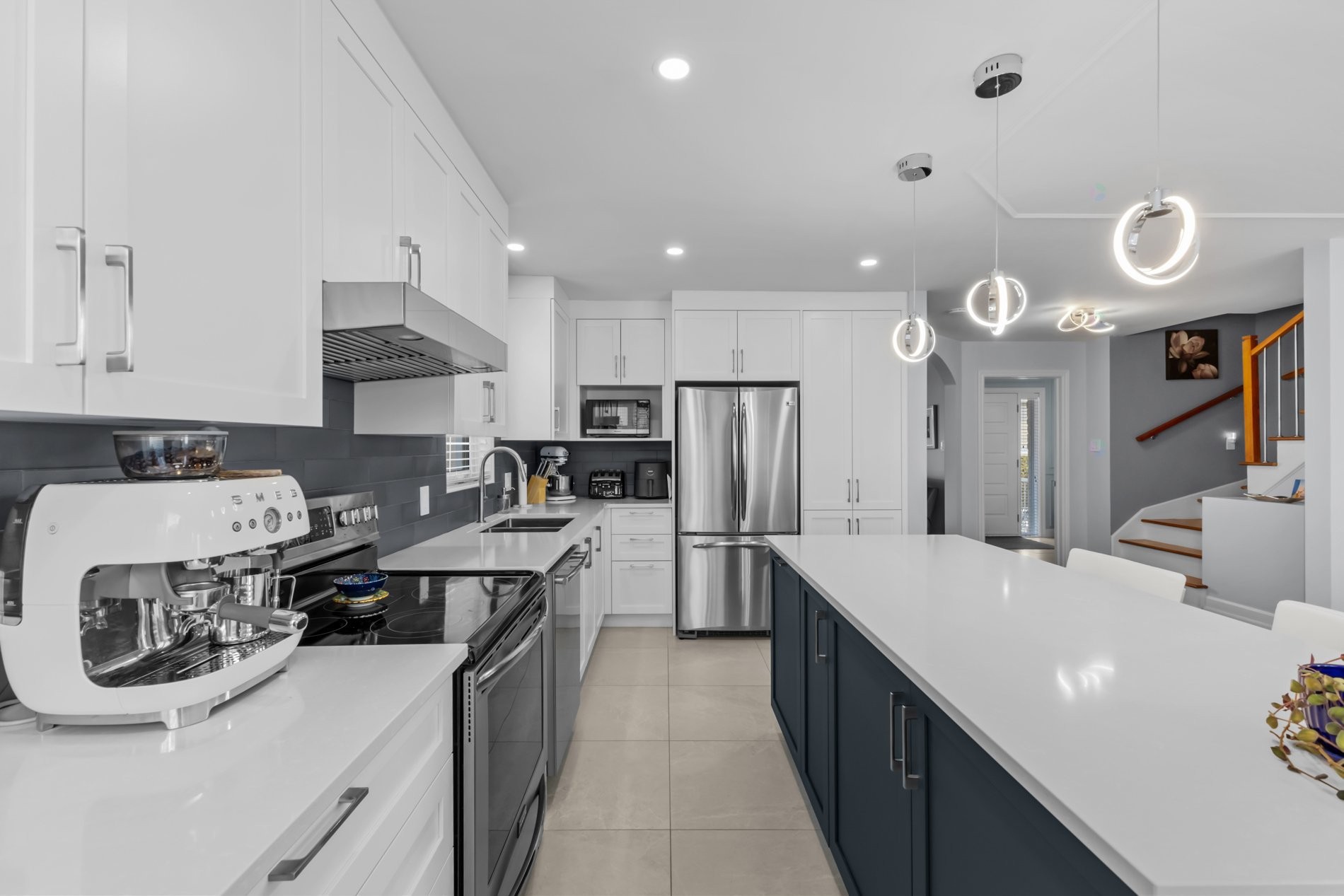 









1248


Rue des Azalées

,
Laval (Sainte-Dorothée),




QC
H7Y2G8

