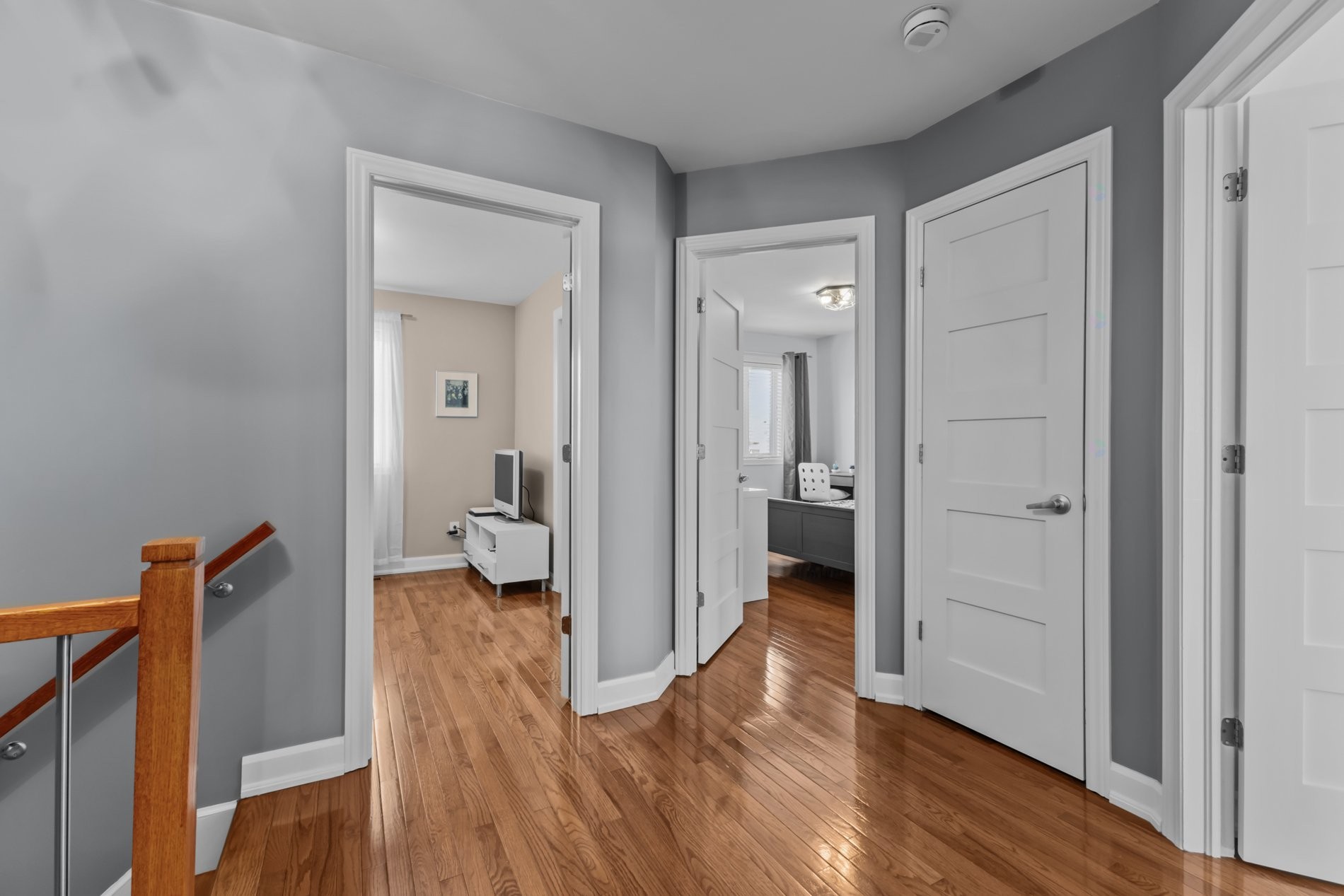 









1248


Rue des Azalées

,
Laval (Sainte-Dorothée),




QC
H7Y2G8

