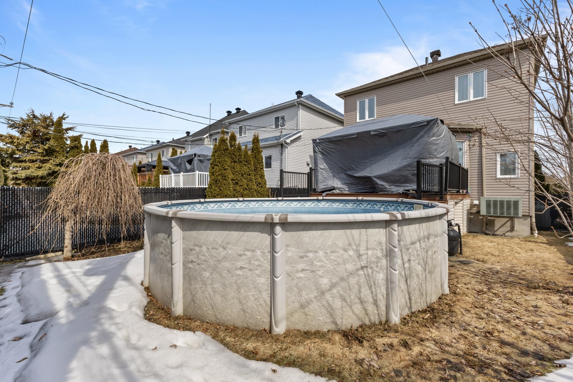 









1248


Rue des Azalées

,
Laval (Sainte-Dorothée),




QC
H7Y2G8

