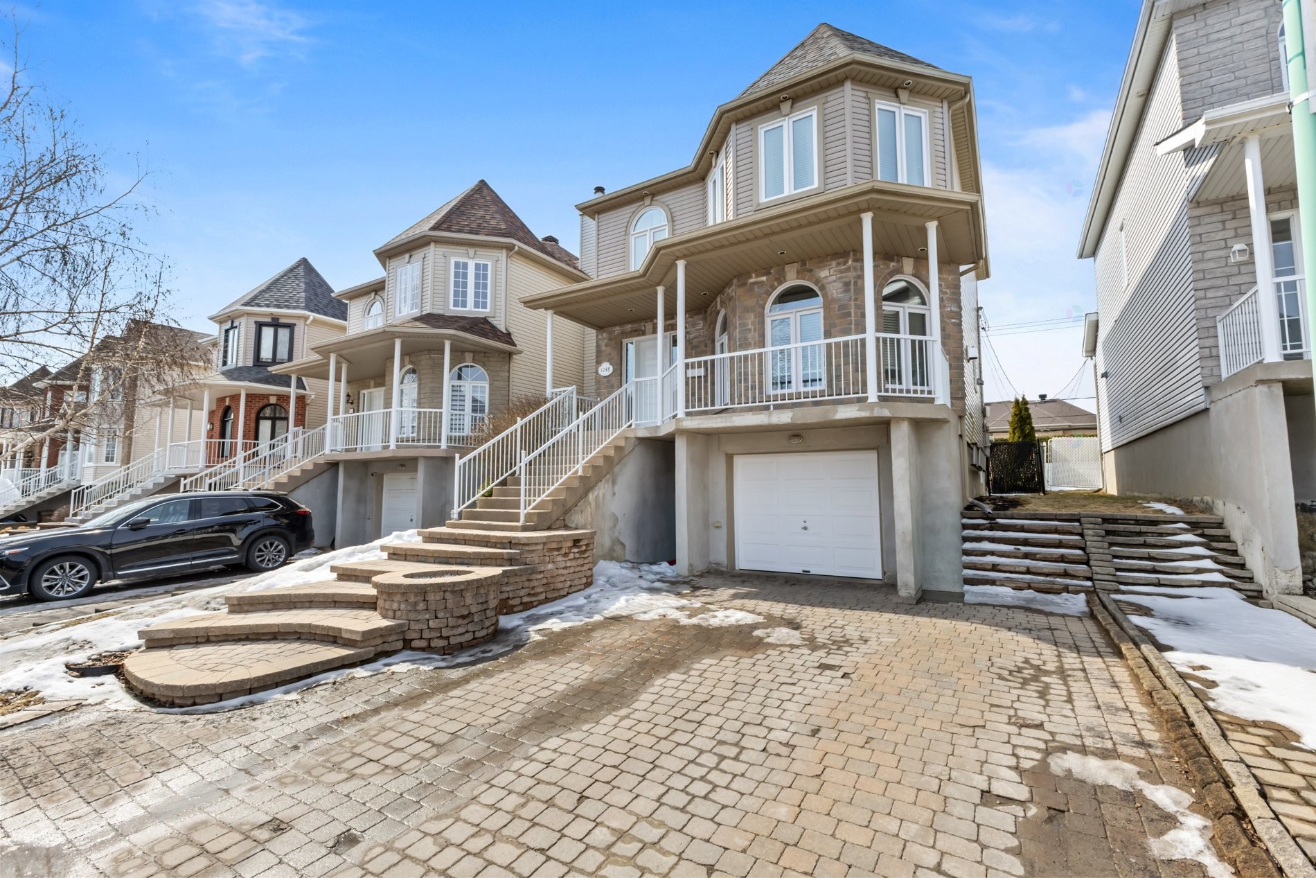 









1248


Rue des Azalées

,
Laval (Sainte-Dorothée),




QC
H7Y2G8

