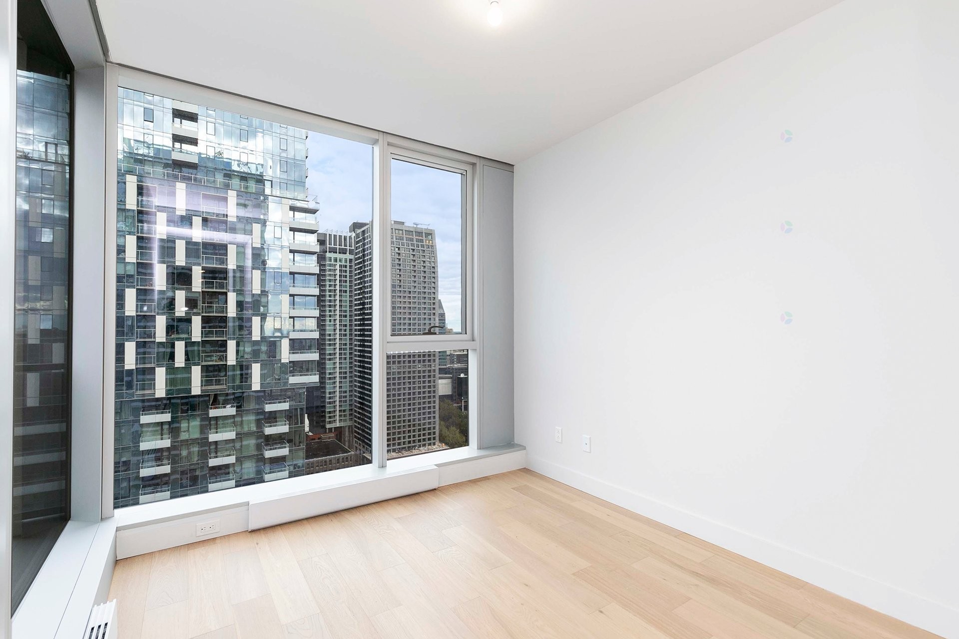 









1500


Boul. René-Lévesque O.

, 2401,
Montréal (Ville-Marie),




QC
H3G0H6

