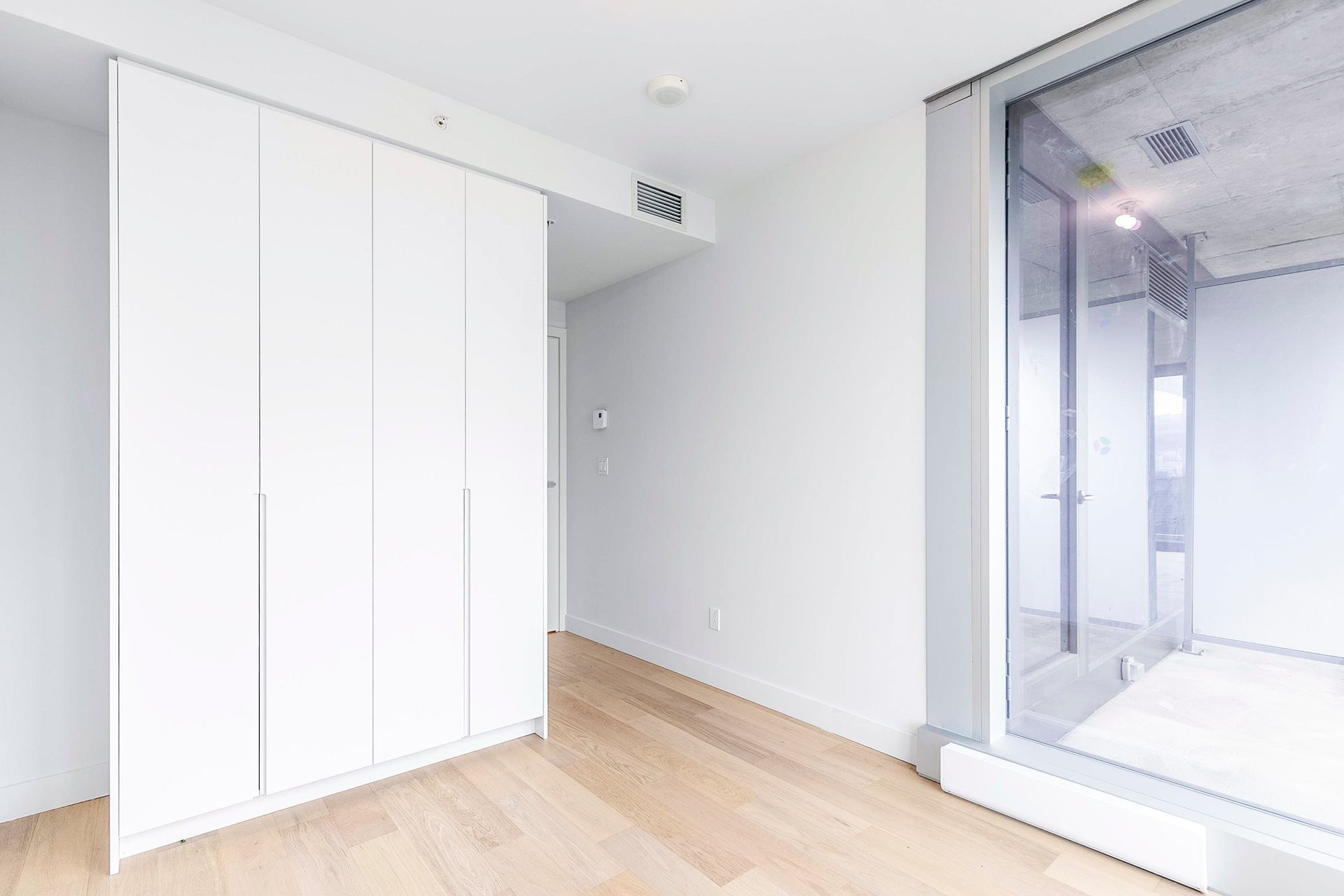 









1500


Boul. René-Lévesque O.

, 2401,
Montréal (Ville-Marie),




QC
H3G0H6

