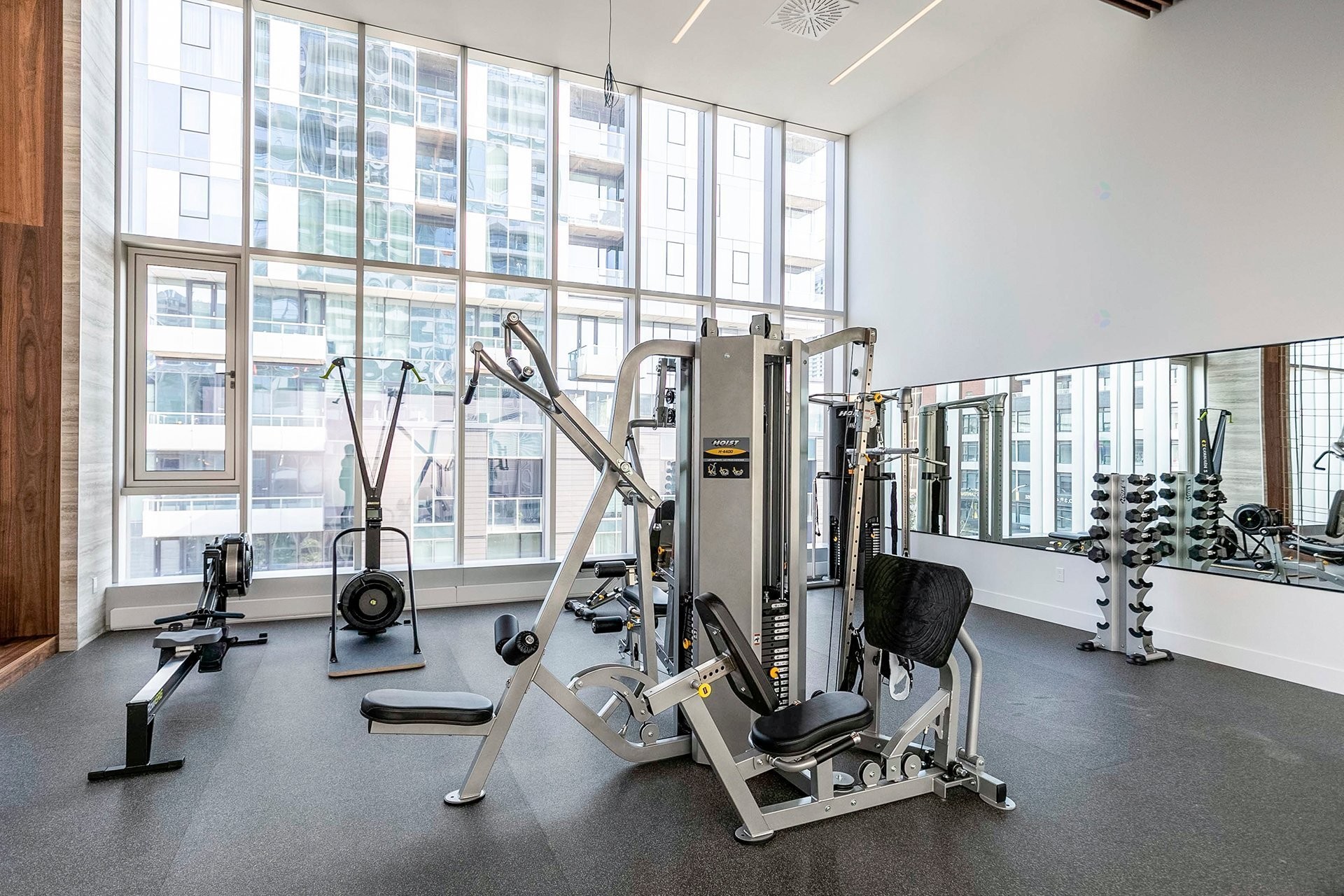 









1500


Boul. René-Lévesque O.

, 2401,
Montréal (Ville-Marie),




QC
H3G0H6

