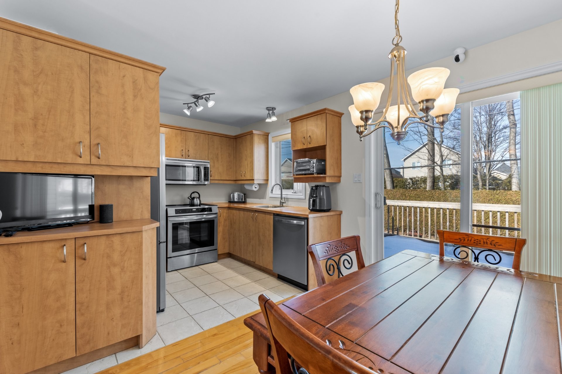 









457


Rue du Mimosa

,
Saint-Amable,




QC
J0L1N0

