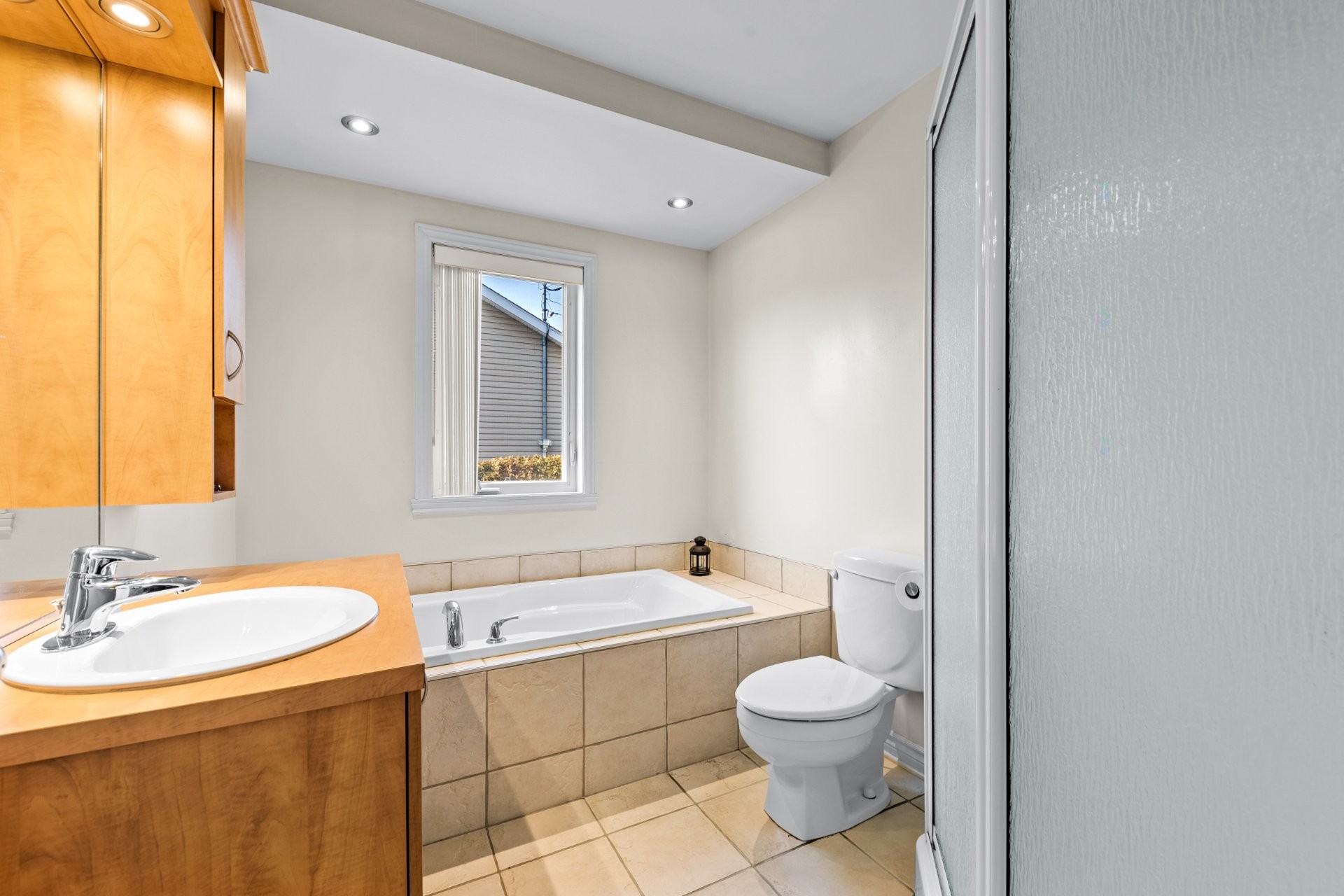 









457


Rue du Mimosa

,
Saint-Amable,




QC
J0L1N0

