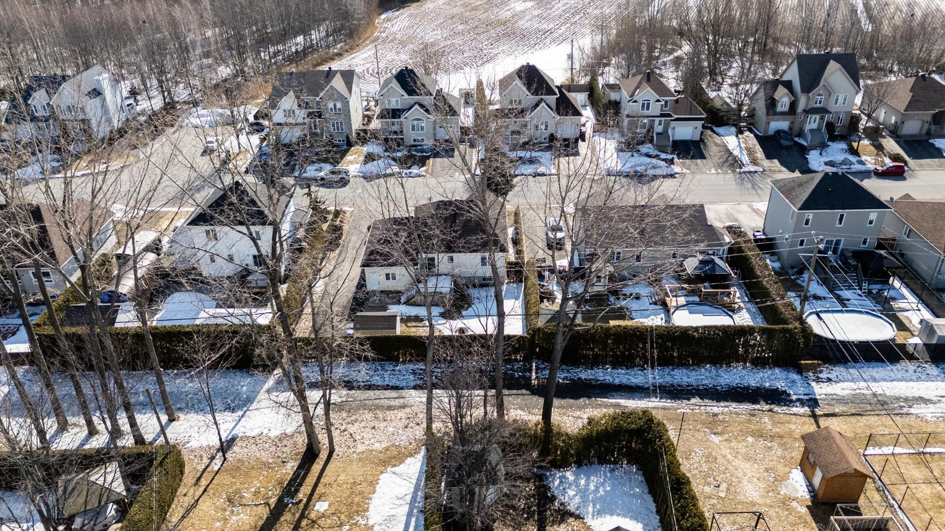 









457


Rue du Mimosa

,
Saint-Amable,




QC
J0L1N0

