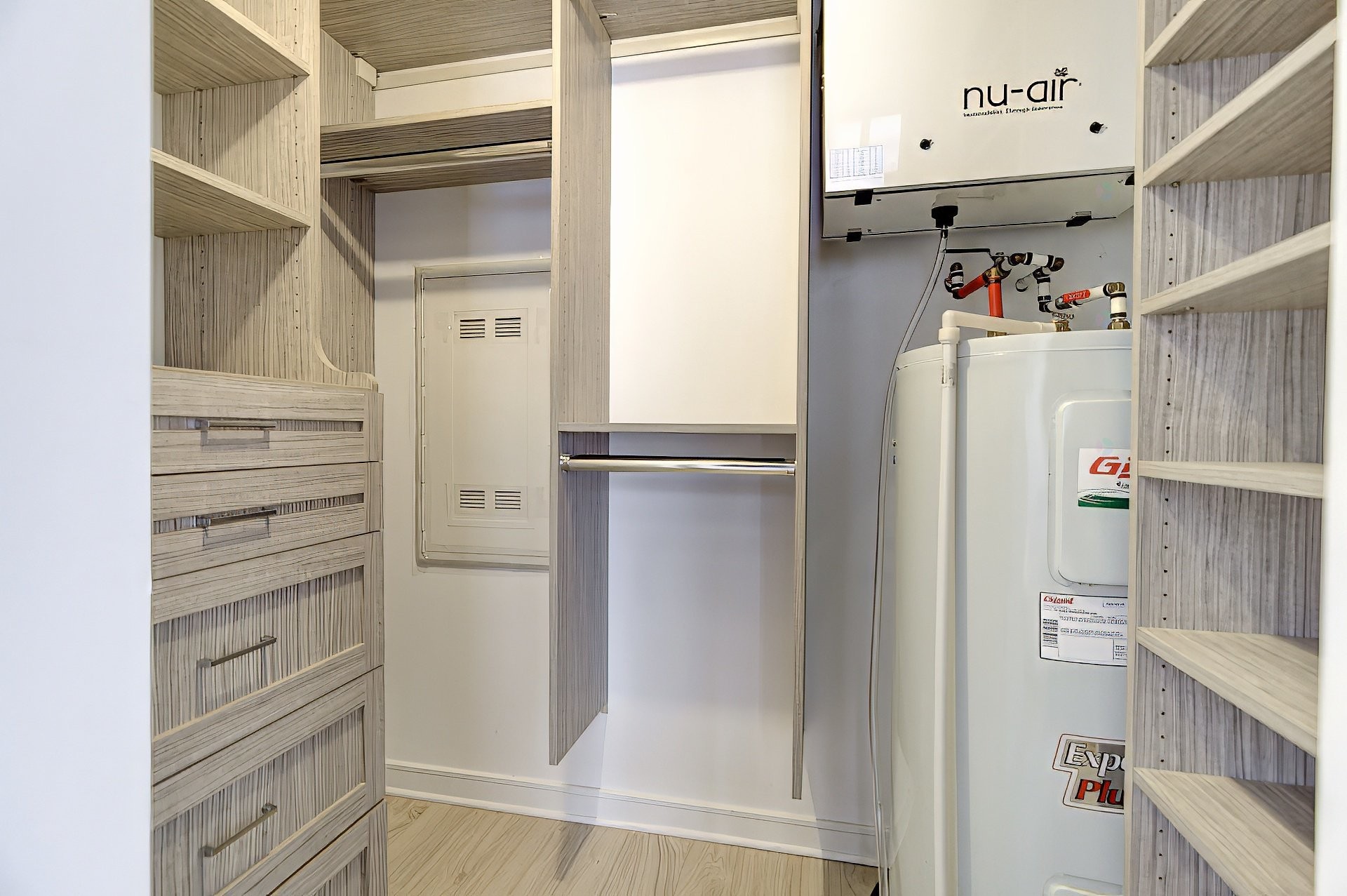 









1248


Av. de l'Hôtel-de-Ville

, 208,
Montréal (Ville-Marie),




QC
H2X0B2

