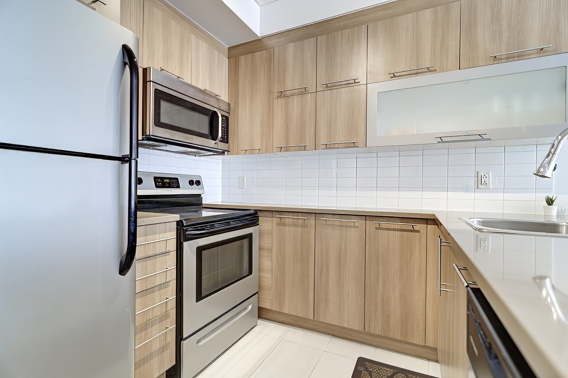 









1248


Av. de l'Hôtel-de-Ville

, 208,
Montréal (Ville-Marie),




QC
H2X0B2

