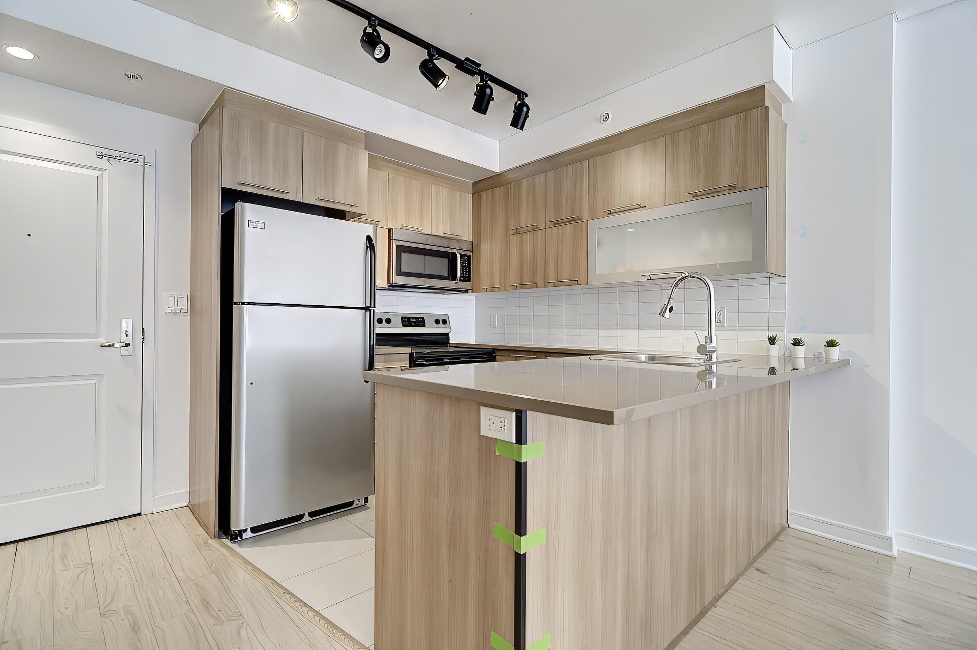 









1248


Av. de l'Hôtel-de-Ville

, 208,
Montréal (Ville-Marie),




QC
H2X0B2

