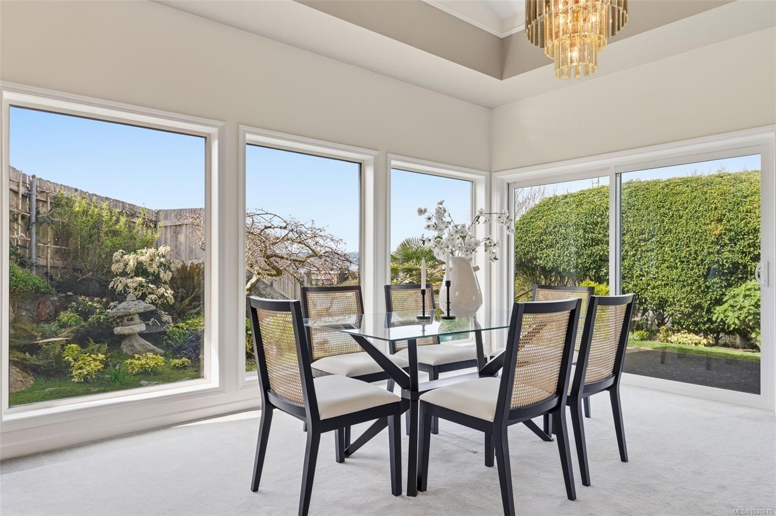 









312


Clifton

Terr,
Esquimalt,




BC
V9A 5X9


