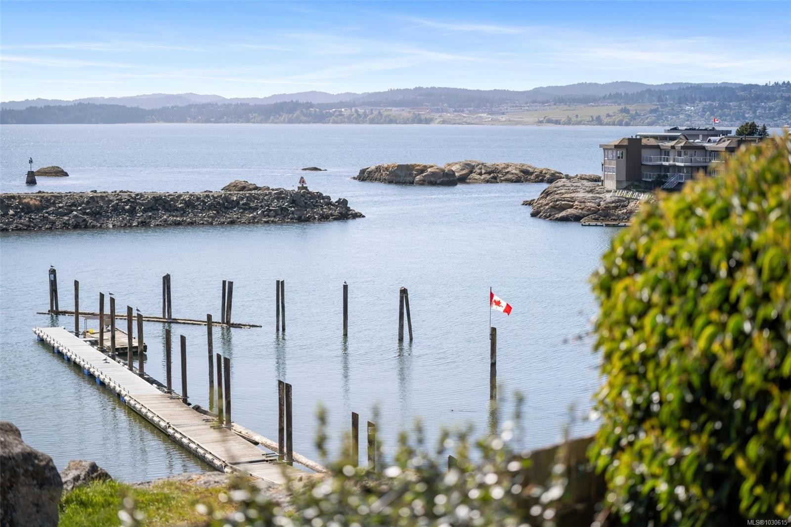 









312


Clifton

Terr,
Esquimalt,




BC
V9A 5X9

