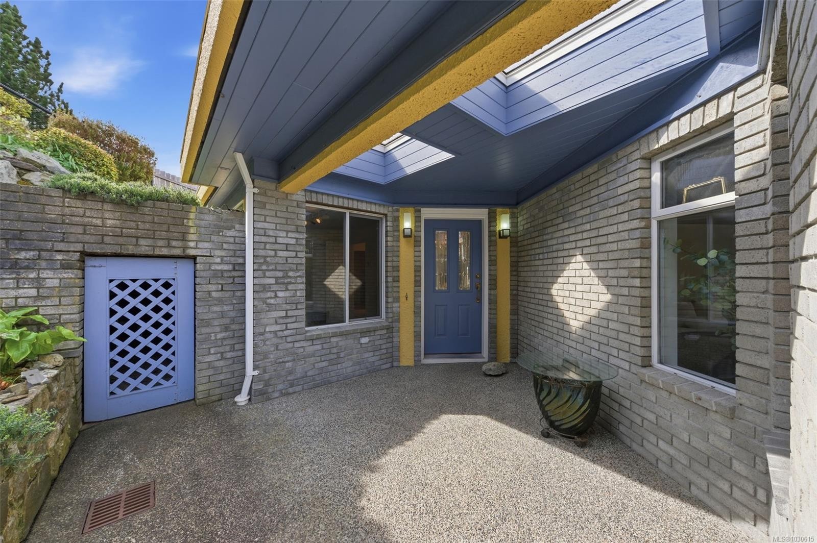 









312


Clifton

Terr,
Esquimalt,




BC
V9A 5X9

