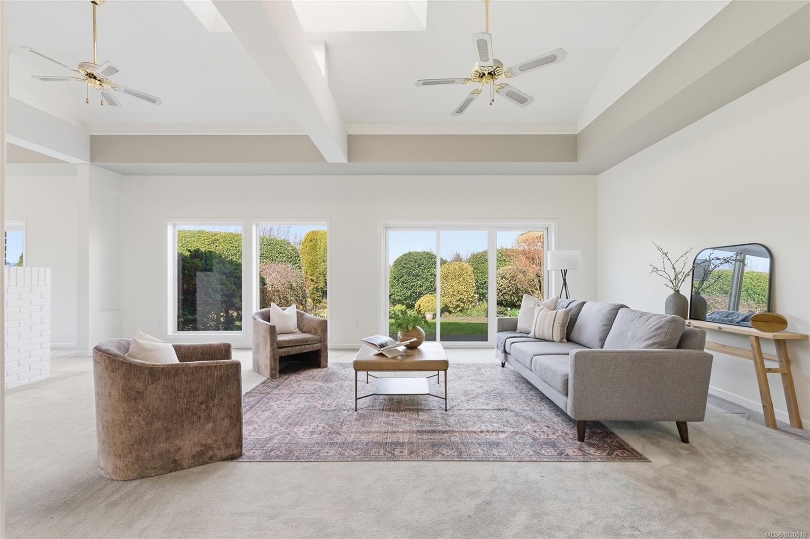 









312


Clifton

Terr,
Esquimalt,




BC
V9A 5X9

