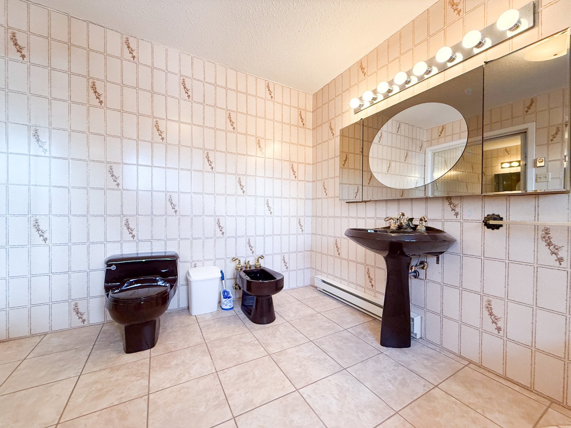 









21

 - 23


Ch. Alban

,
La Pêche,




QC
J0X1S0

