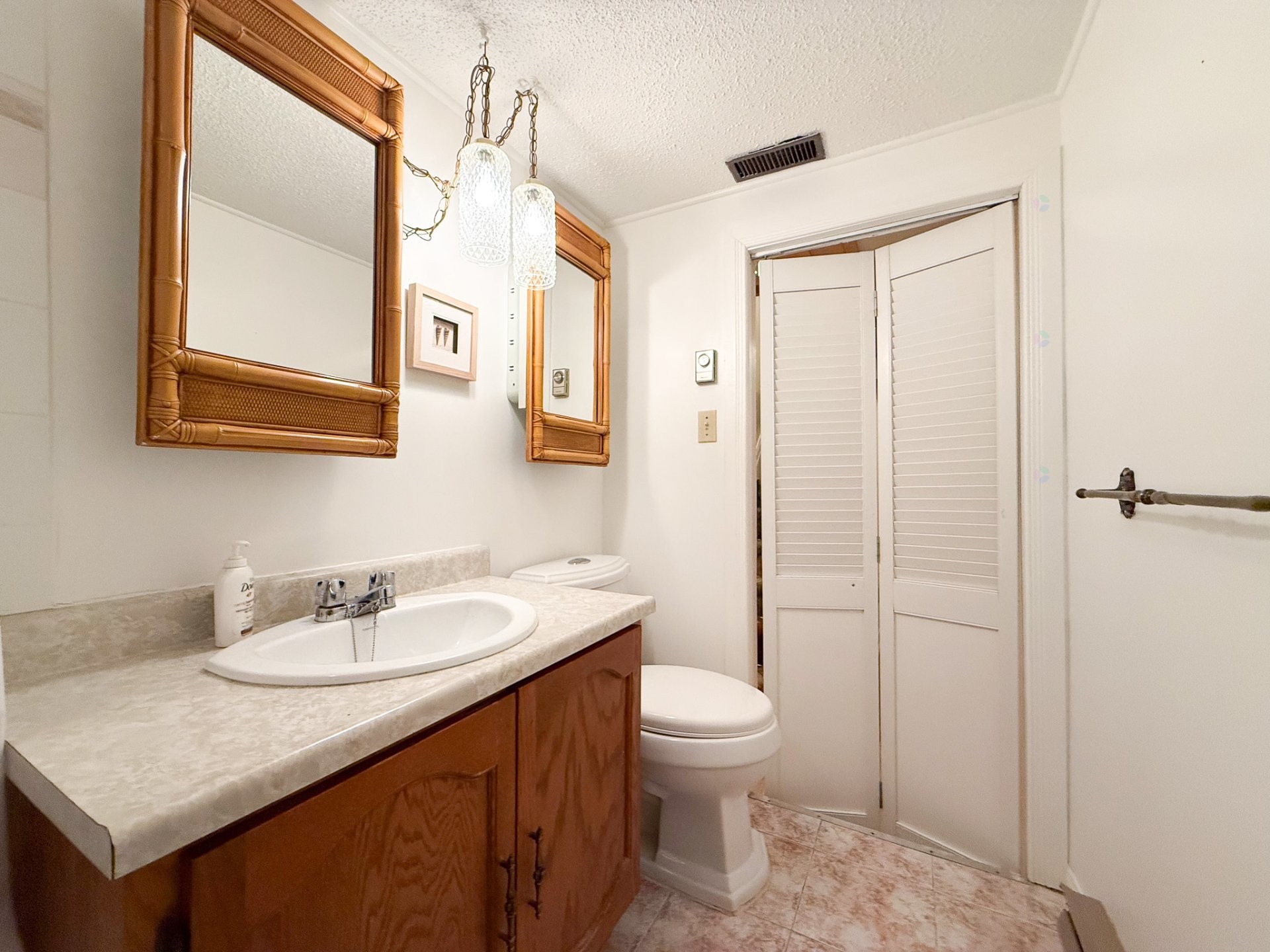 









21

 - 23


Ch. Alban

,
La Pêche,




QC
J0X1S0

