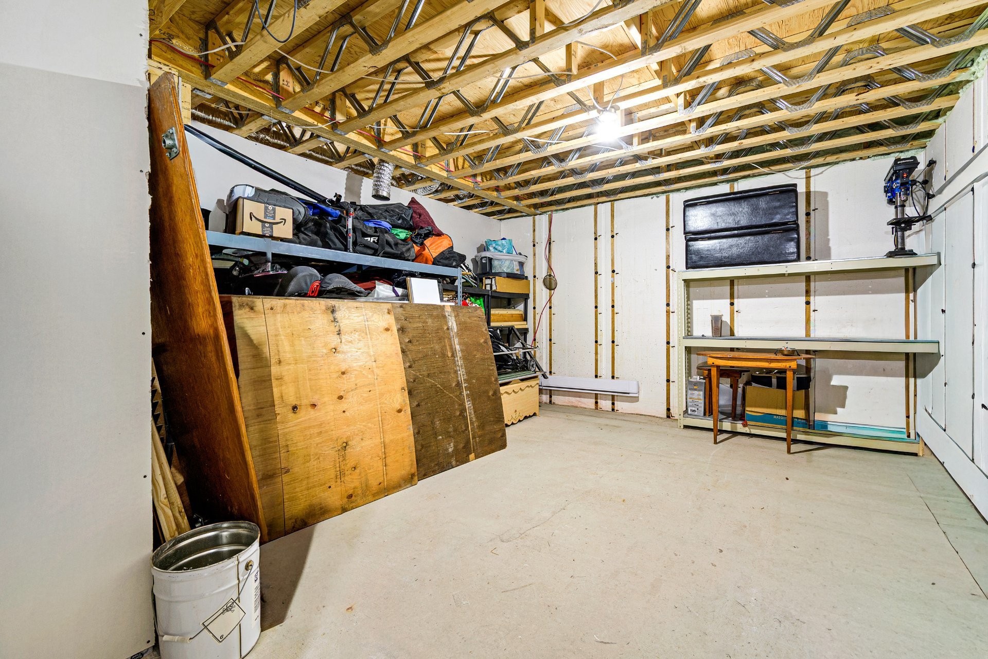 









343


Ch. Scotch

,
Grenville-sur-la-Rouge,




QC
J0V1J0

