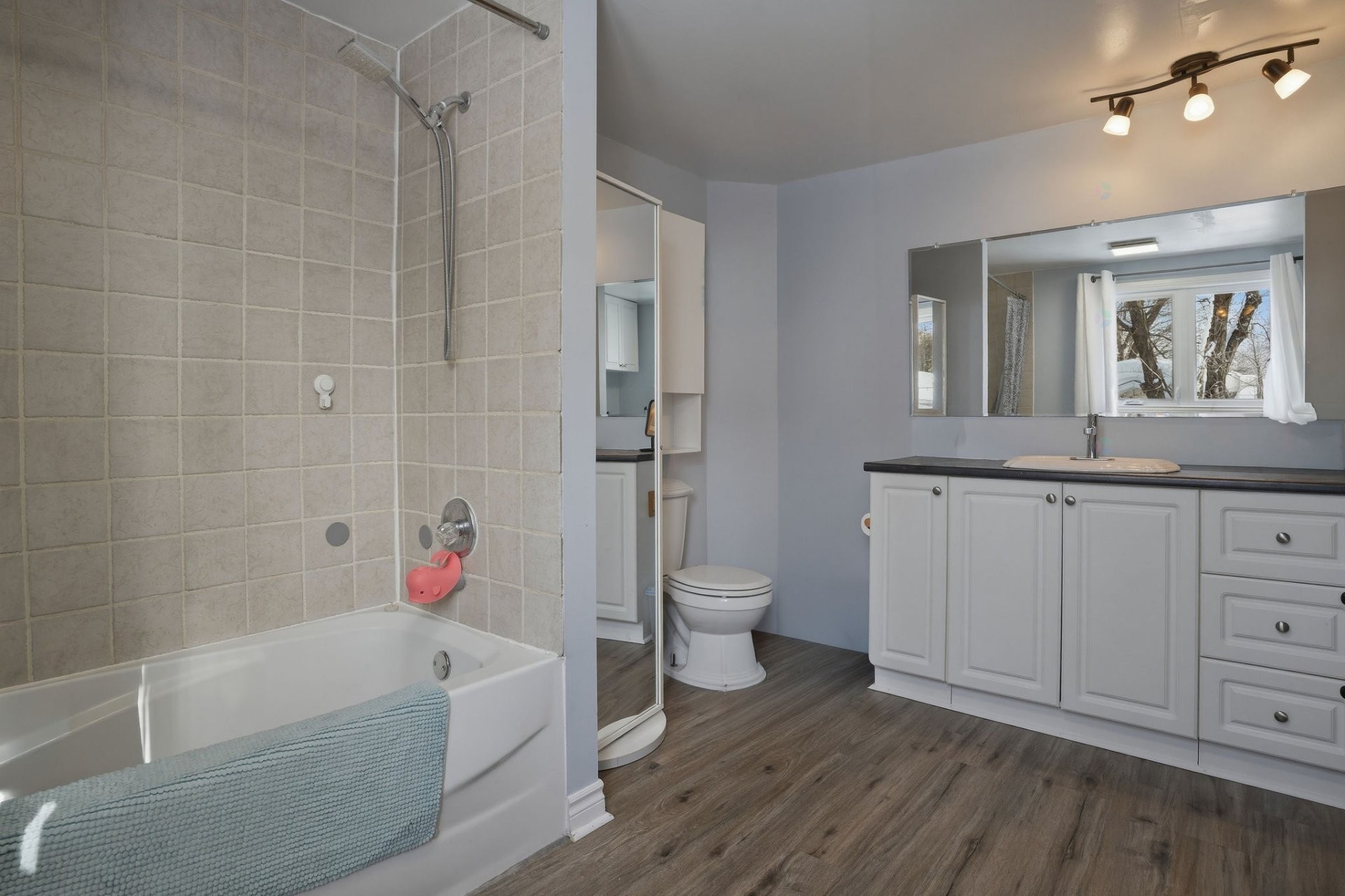 









467


Imp. Bourbonnais

,
Gatineau (Buckingham),




QC
J8L2T2

