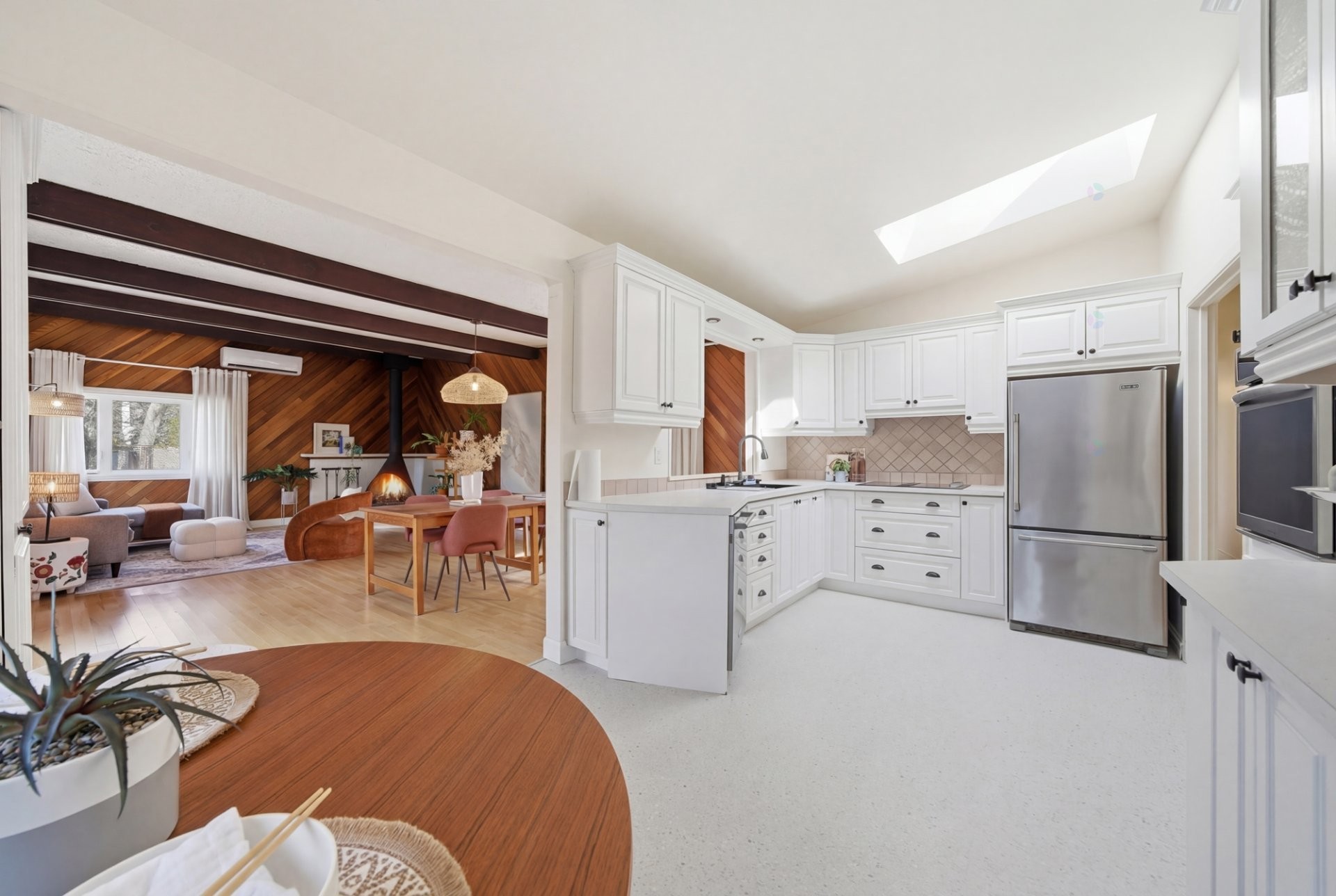 









27


Rue des Pins

,
Saint-Basile-le-Grand,




QC
J3N1L5

