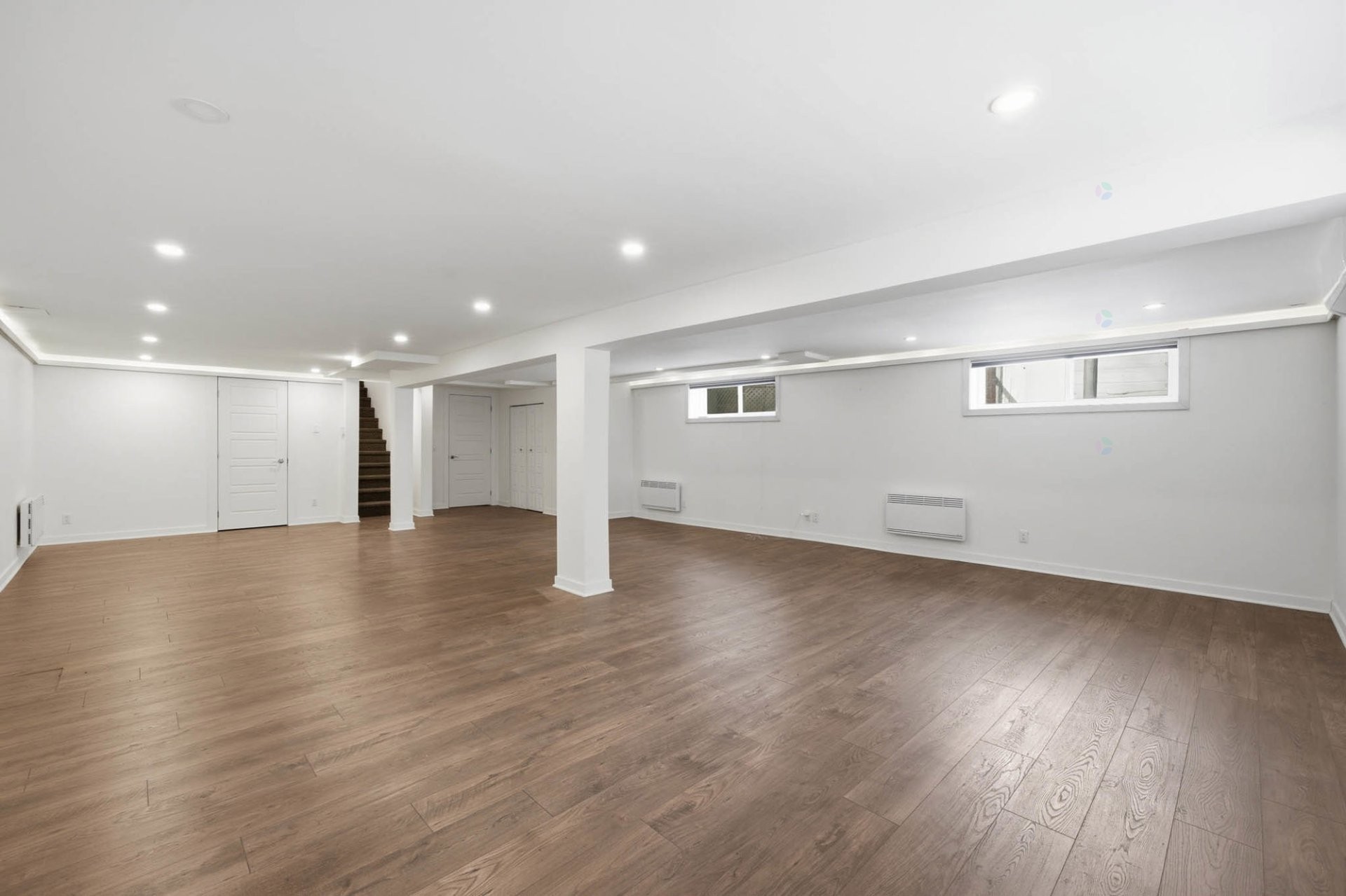 









27


Rue des Pins

,
Saint-Basile-le-Grand,




QC
J3N1L5

