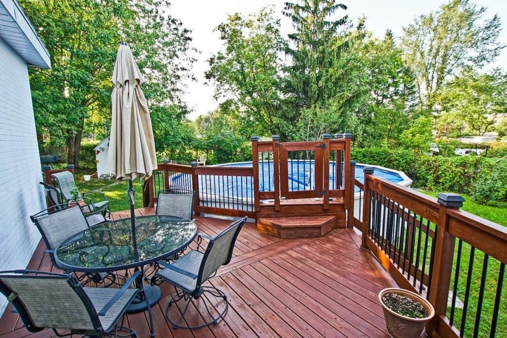 









27


Rue des Pins

,
Saint-Basile-le-Grand,




QC
J3N1L5

