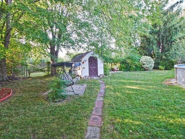 









27


Rue des Pins

,
Saint-Basile-le-Grand,




QC
J3N1L5

