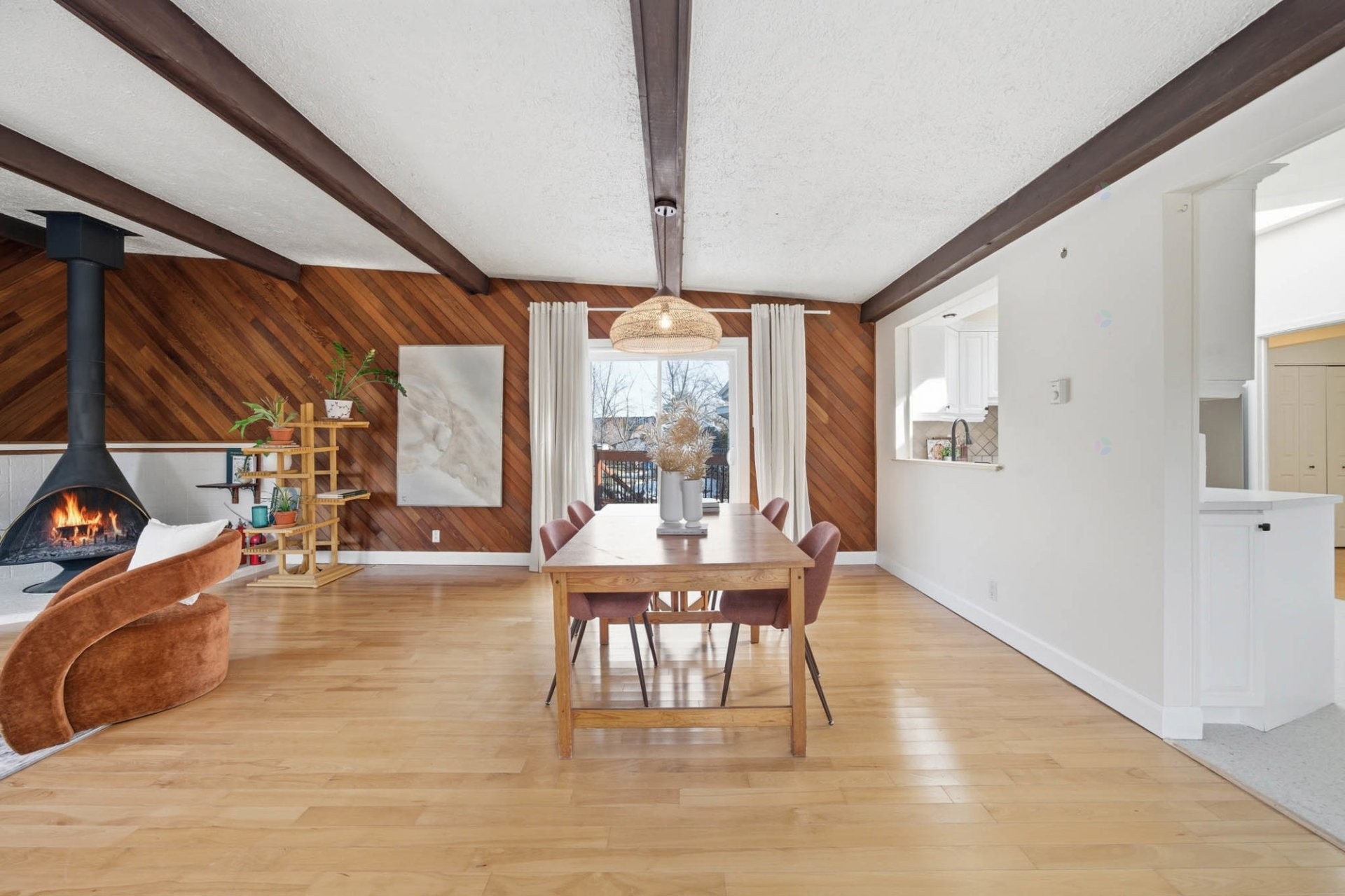 









27


Rue des Pins

,
Saint-Basile-le-Grand,




QC
J3N1L5

