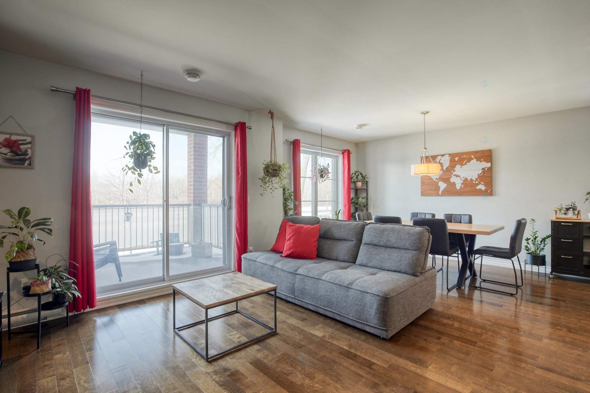 









7220


Boul. Cousineau

, 3,
Longueuil (Saint-Hubert),




QC
J3Y0H9

