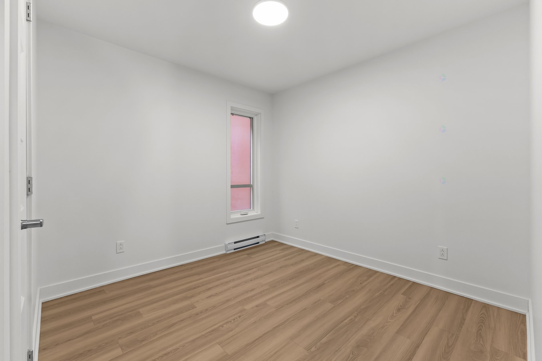 









855

 - 859


Rue Sherbrooke

,
Montréal (Lachine),




QC
H8S1H3

