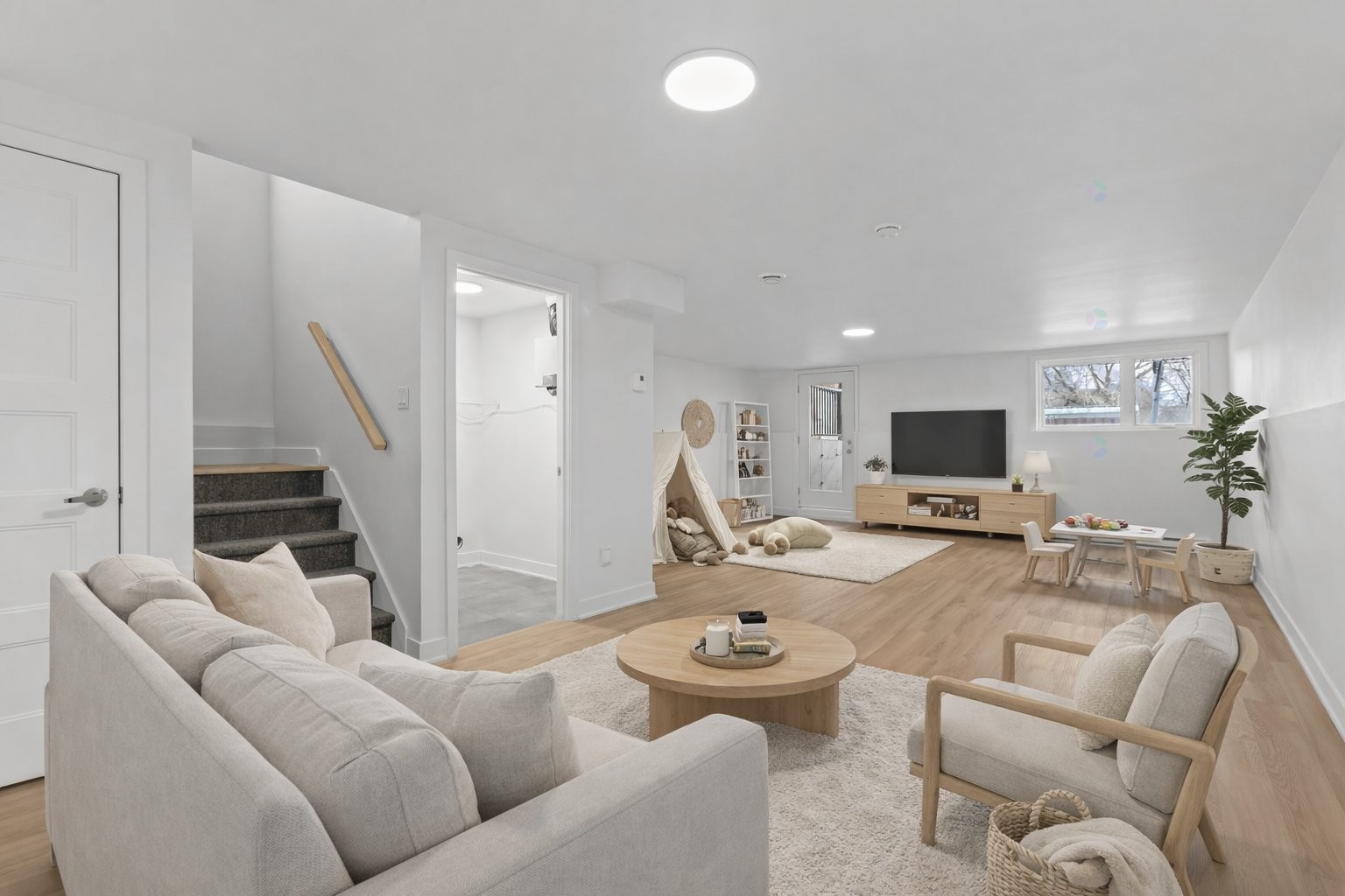 









855

 - 859


Rue Sherbrooke

,
Montréal (Lachine),




QC
H8S1H3

