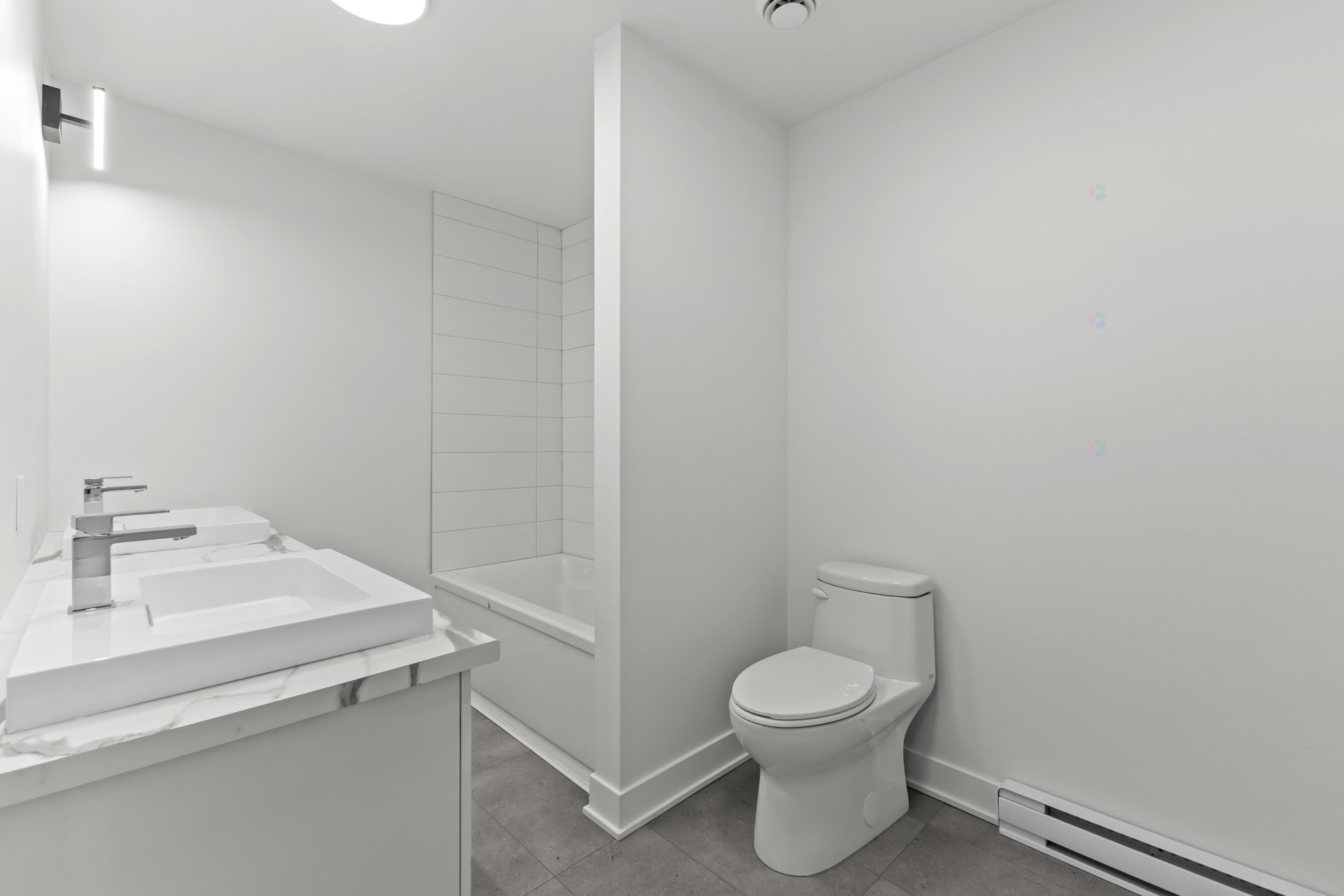 









855

 - 859


Rue Sherbrooke

,
Montréal (Lachine),




QC
H8S1H3

