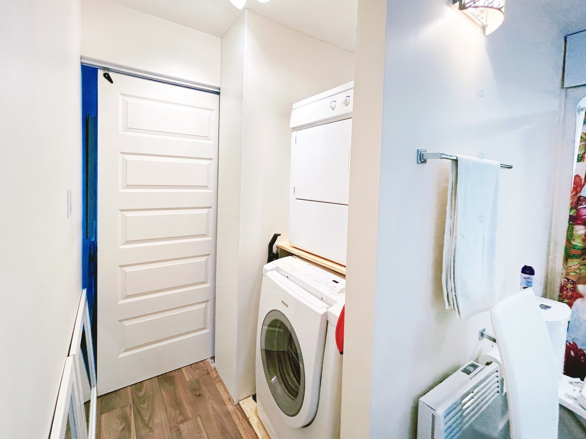 









58A


Av. du Havre-des-Neiges

,
Saint-Sauveur,




QC
J0R1R4

