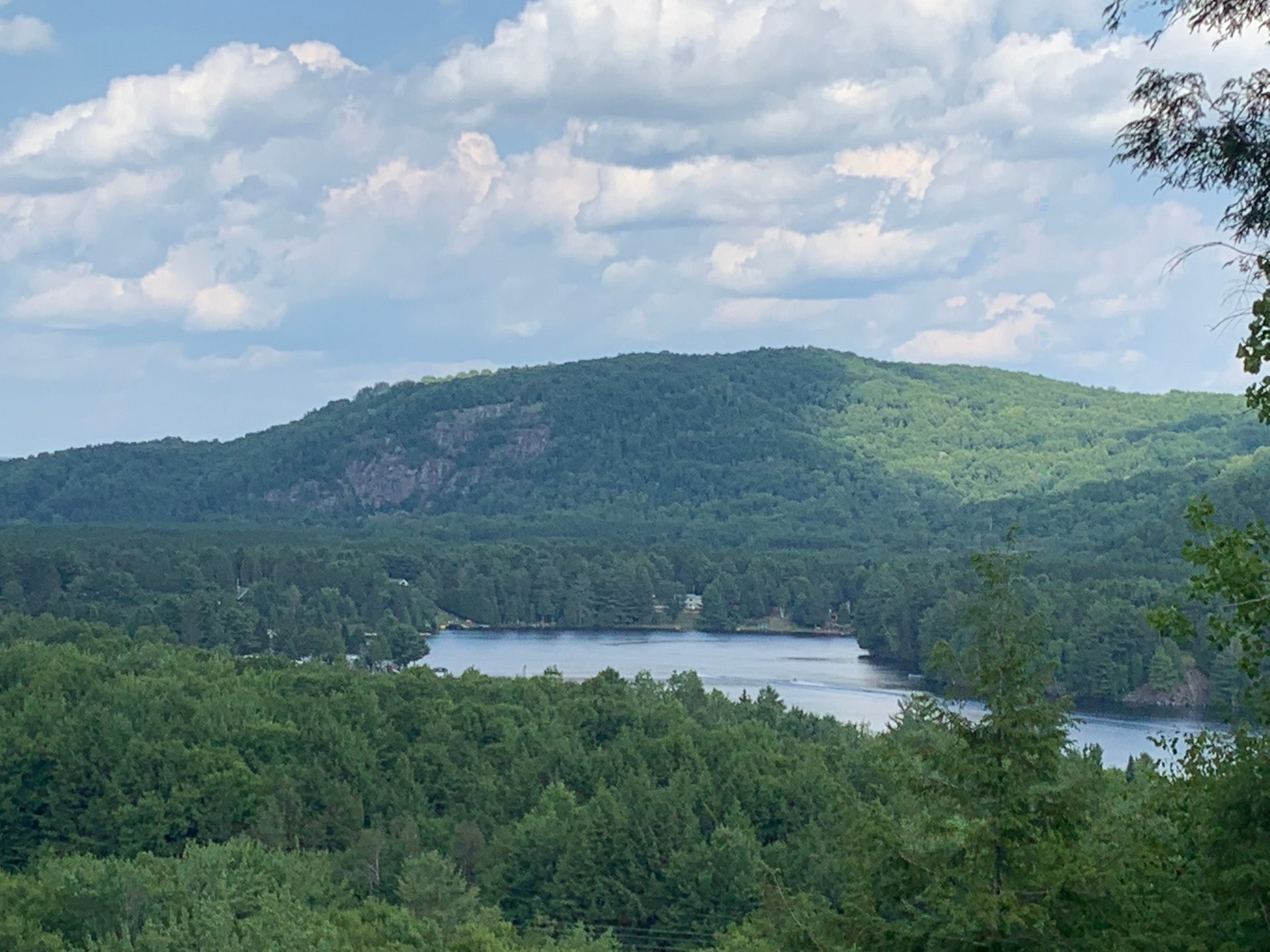 












Ch. du Sommet

,
Bowman,







QC
J0X3C0

