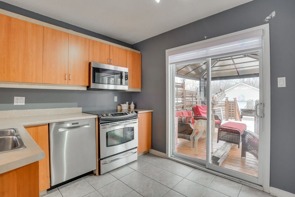 









1294


Rue d'Alma

,
Gatineau (Gatineau),




QC
J8R3J4

