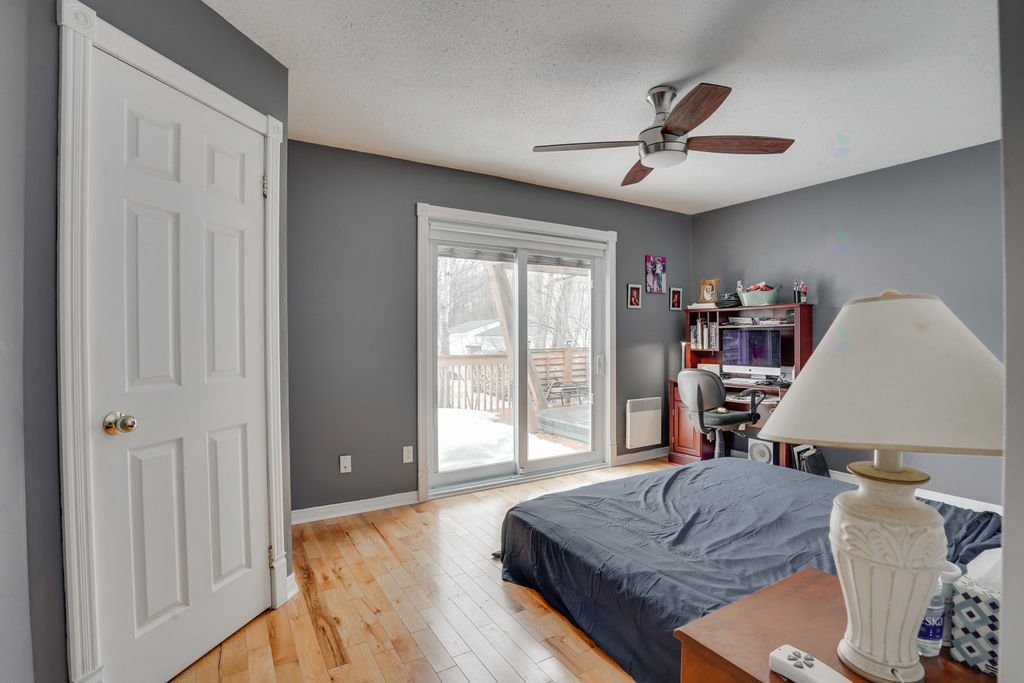 









1294


Rue d'Alma

,
Gatineau (Gatineau),




QC
J8R3J4

