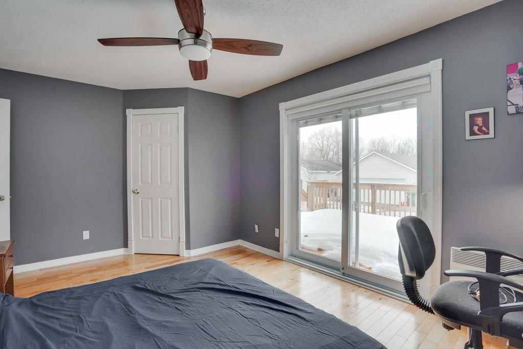 









1294


Rue d'Alma

,
Gatineau (Gatineau),




QC
J8R3J4

