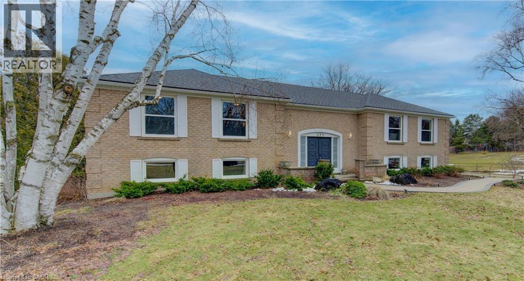 












395 WARRINGTON Drive

,
Waterloo,




Ontario
N2L2P7

