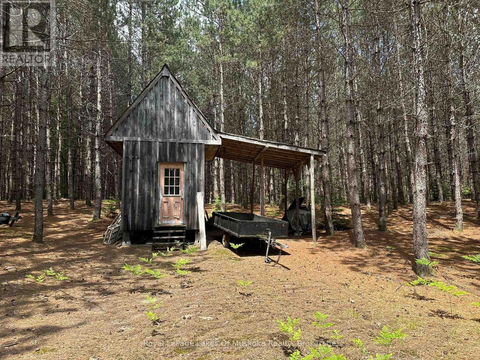 












1958 518 HIGHWAY

,
McMurrich/Monteith (Sprucedale),




Ontario
P0A1Y0

