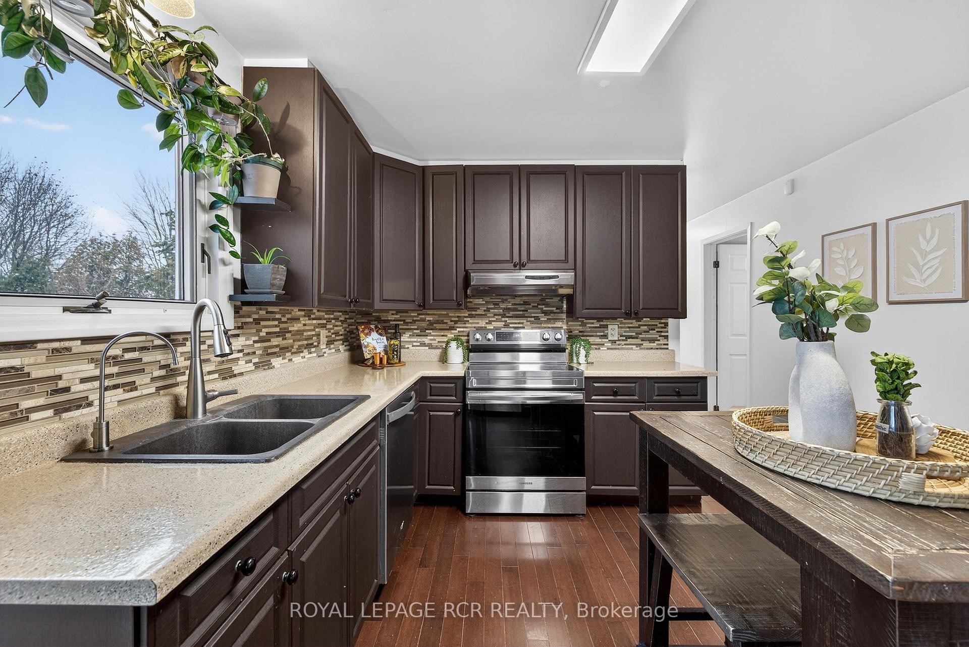 









11


Hilltop

Drive,
Caledon,




ON
L7C 1K7

