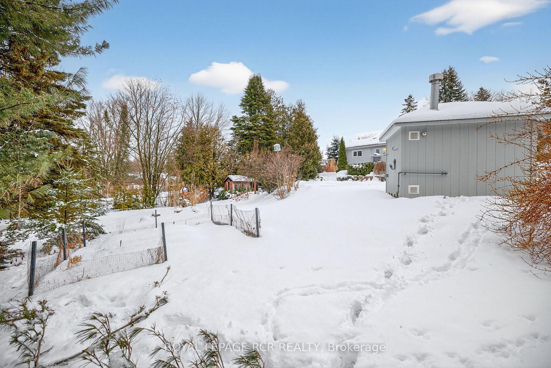 









11


Hilltop

Drive,
Caledon,




ON
L7C 1K7

