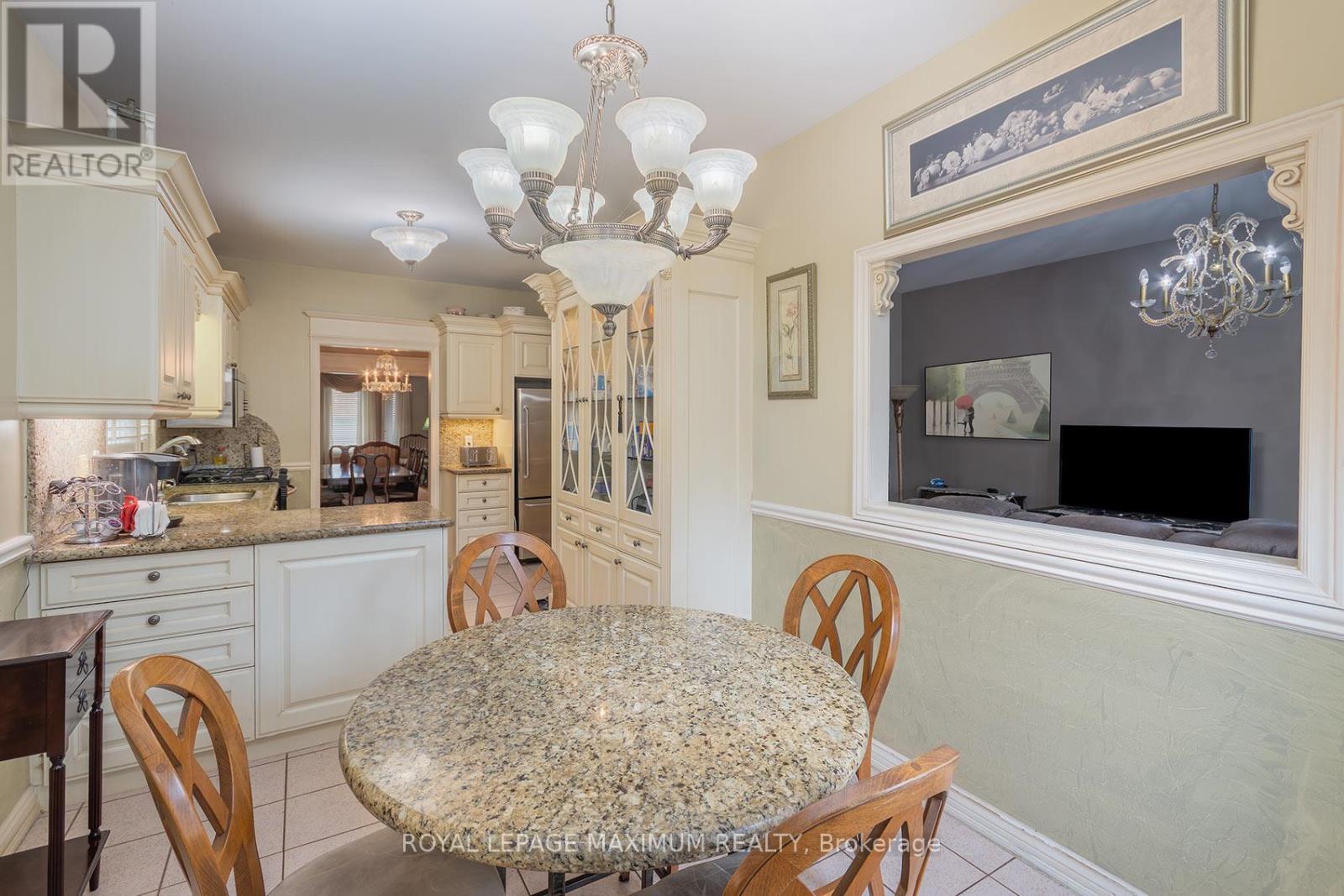 












14 MUSTANG ROAD

,
Vaughan,




Ontario
L6A1X4

