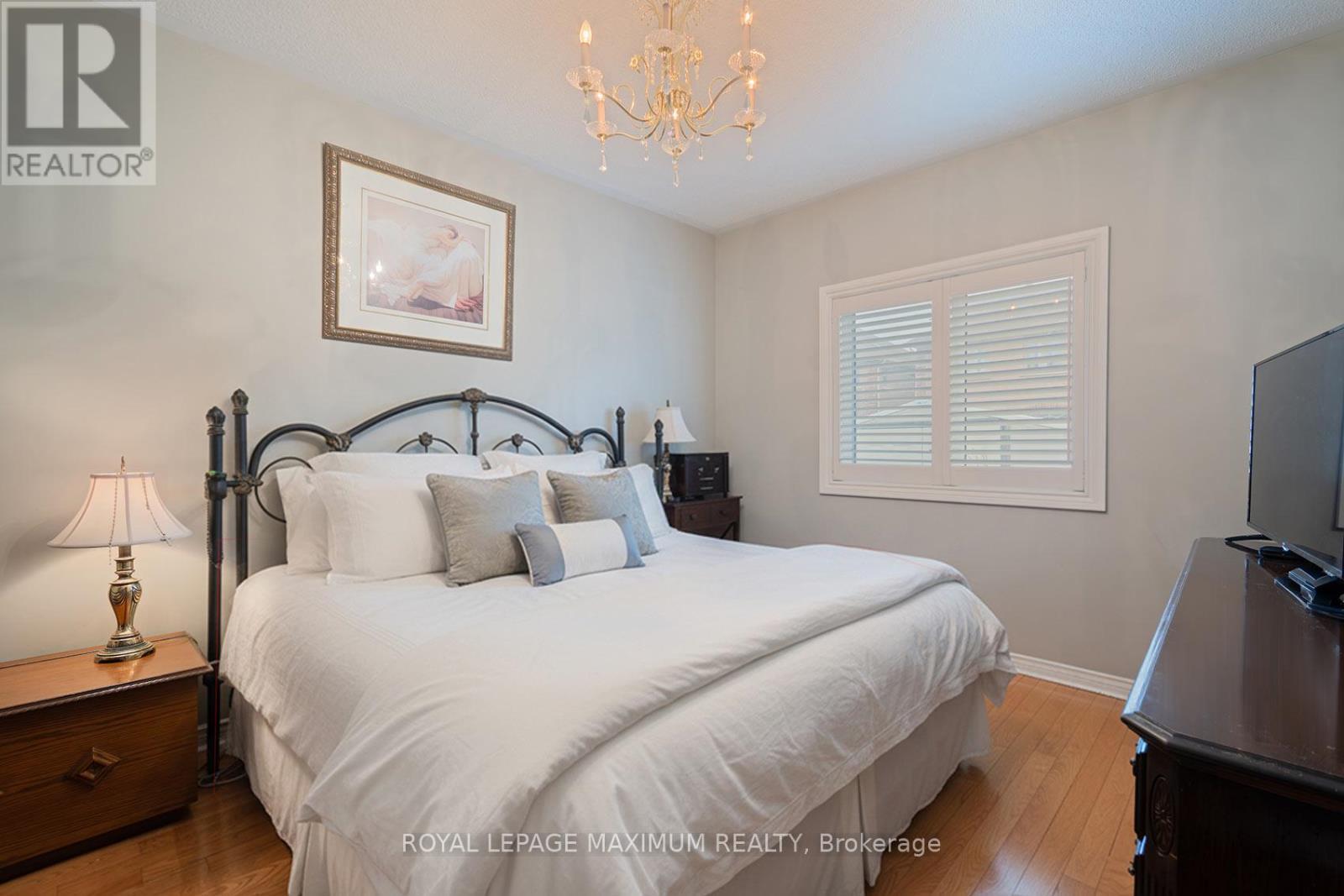 












14 MUSTANG ROAD

,
Vaughan,




Ontario
L6A1X4

