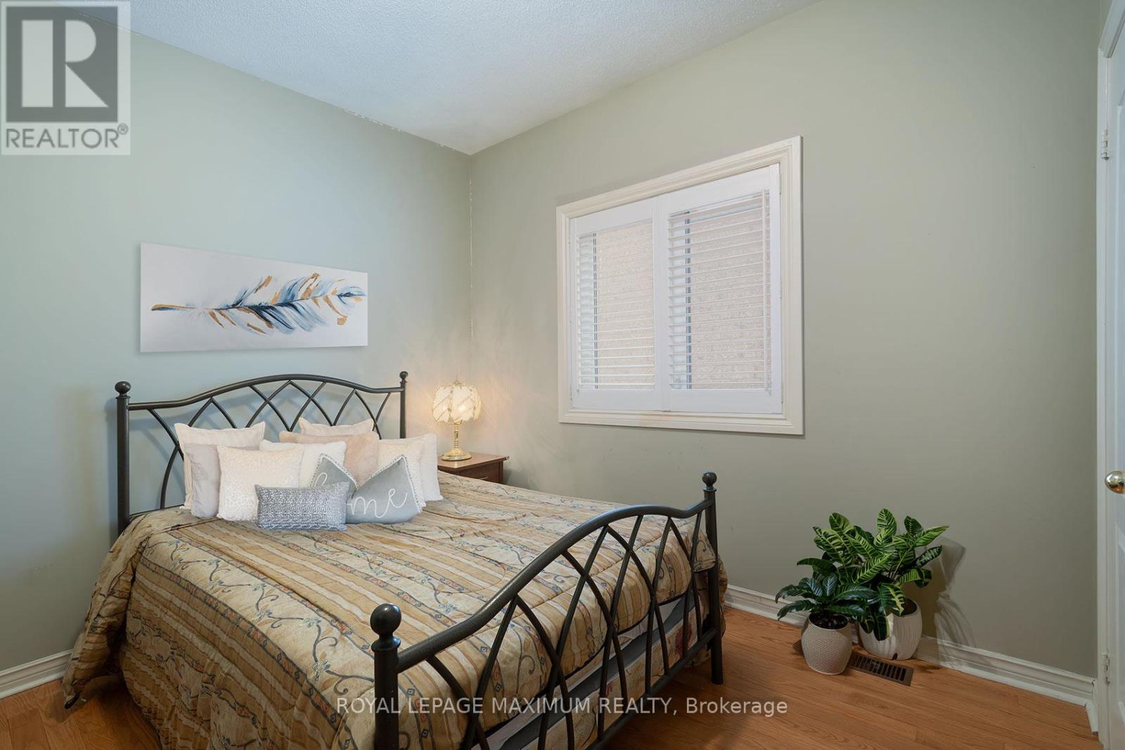 












14 MUSTANG ROAD

,
Vaughan,




Ontario
L6A1X4

