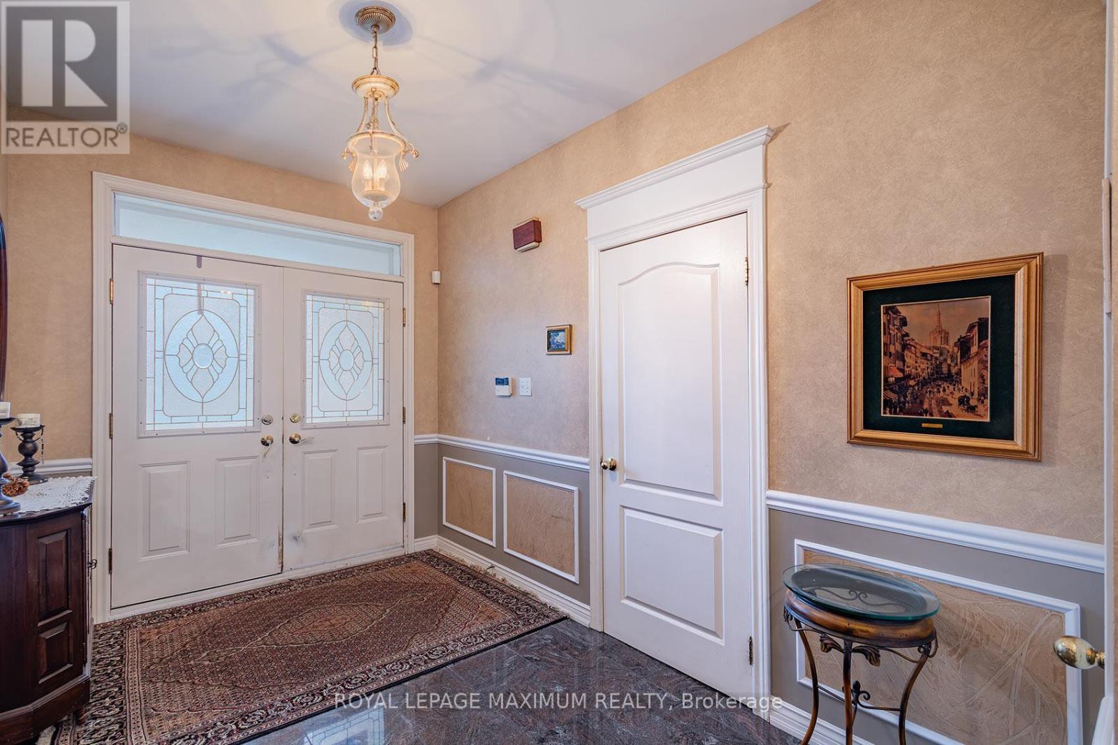 












14 MUSTANG ROAD

,
Vaughan,




Ontario
L6A1X4

