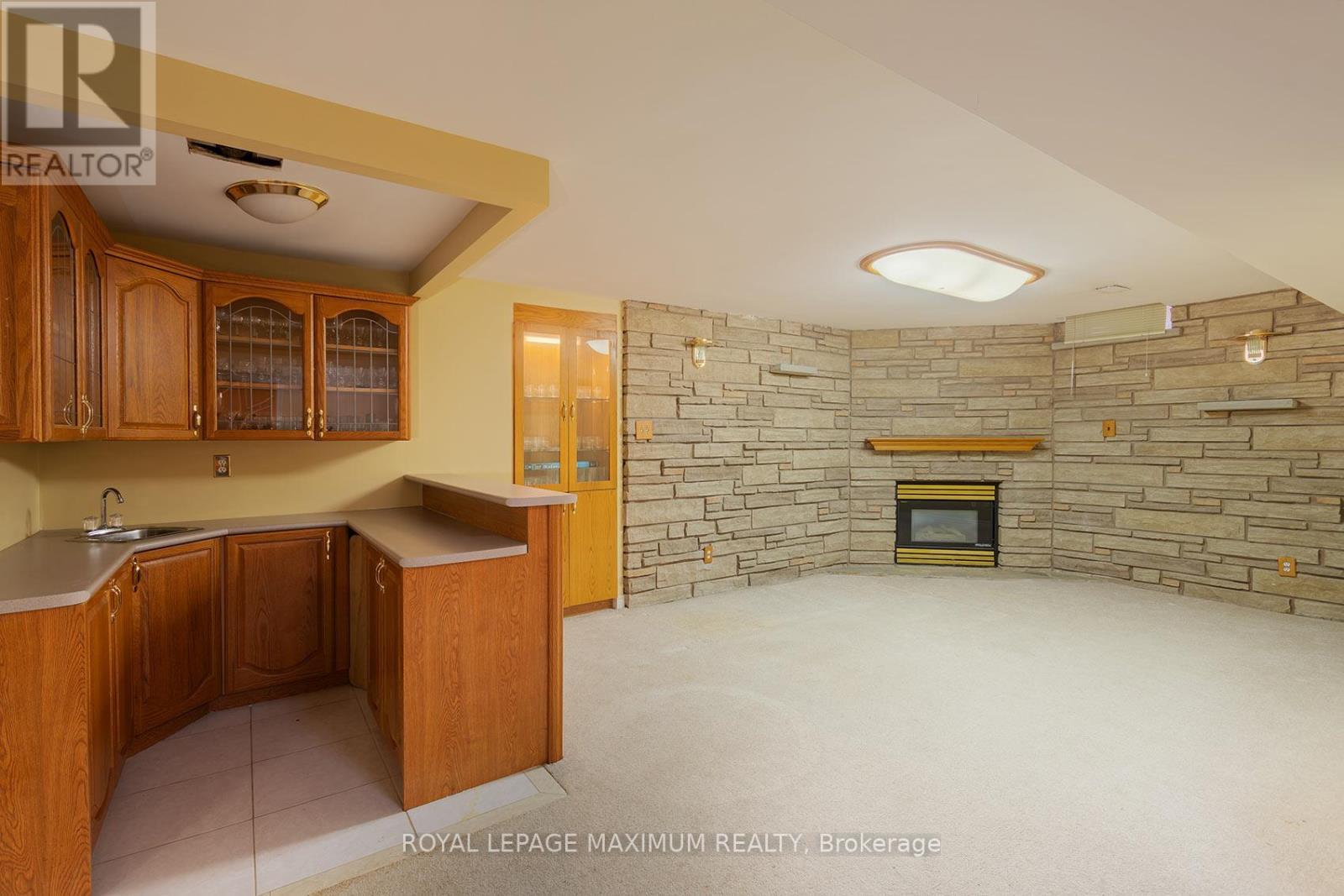 












14 MUSTANG ROAD

,
Vaughan,




Ontario
L6A1X4

