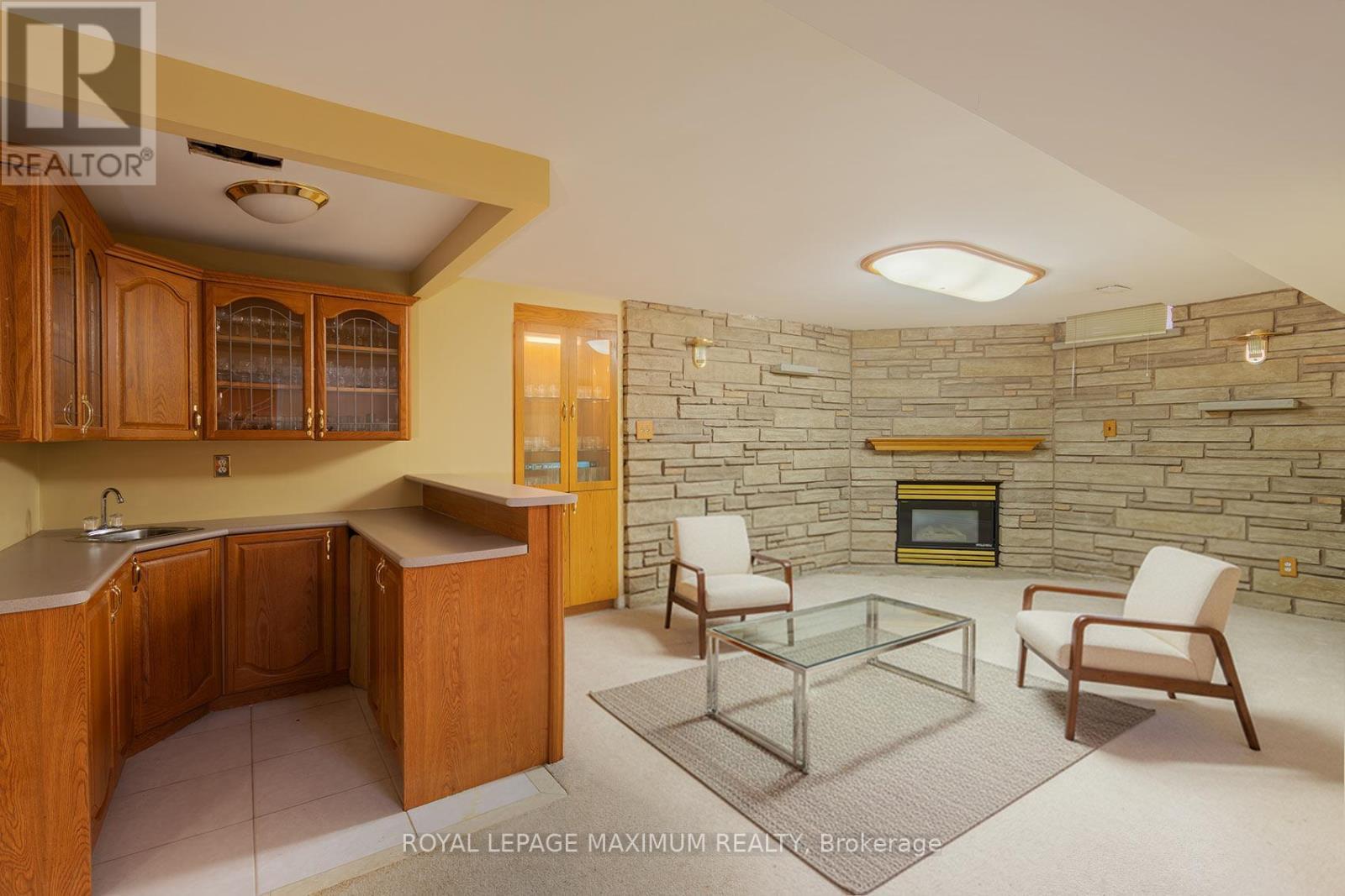 












14 MUSTANG ROAD

,
Vaughan,




Ontario
L6A1X4

