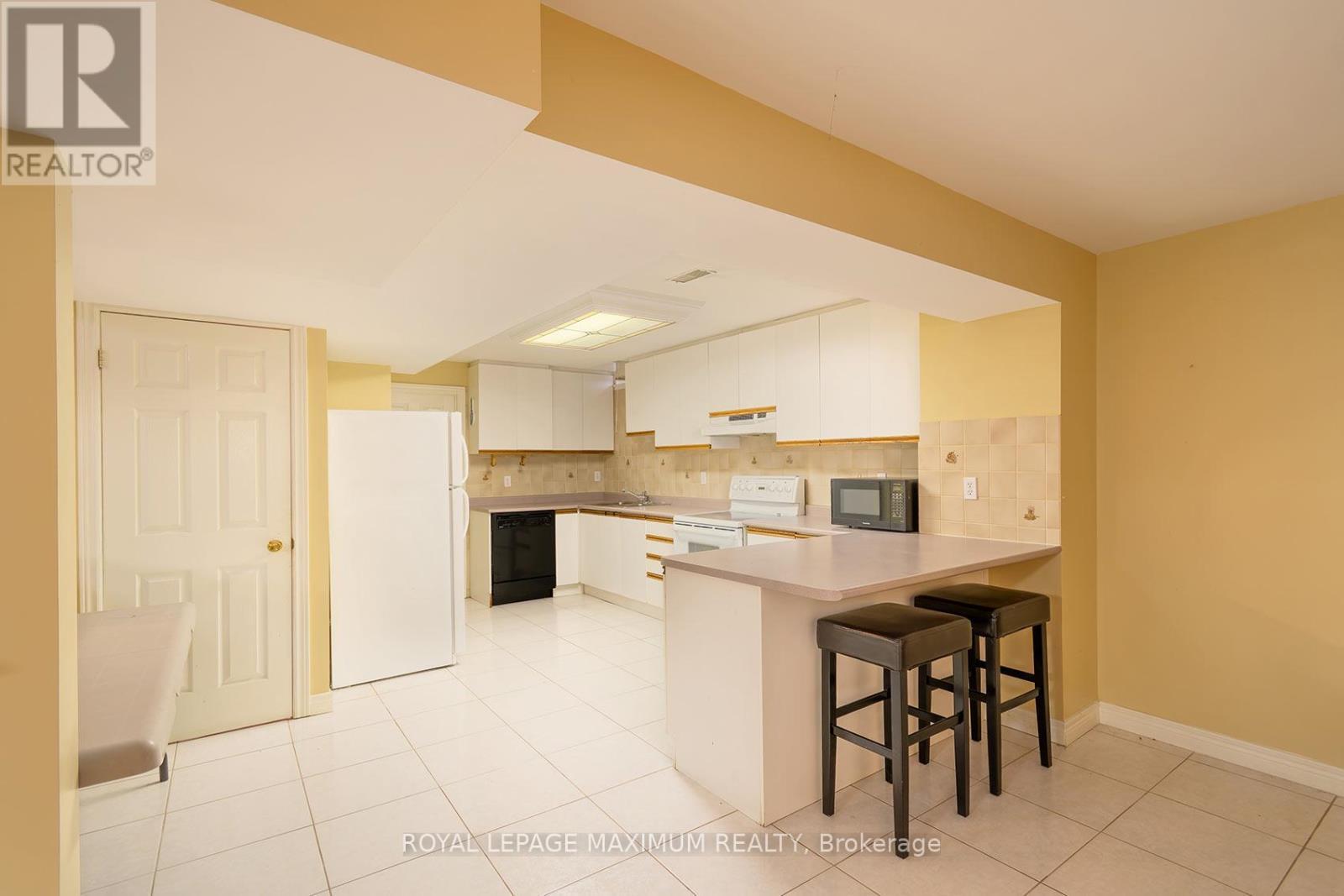 












14 MUSTANG ROAD

,
Vaughan,




Ontario
L6A1X4

