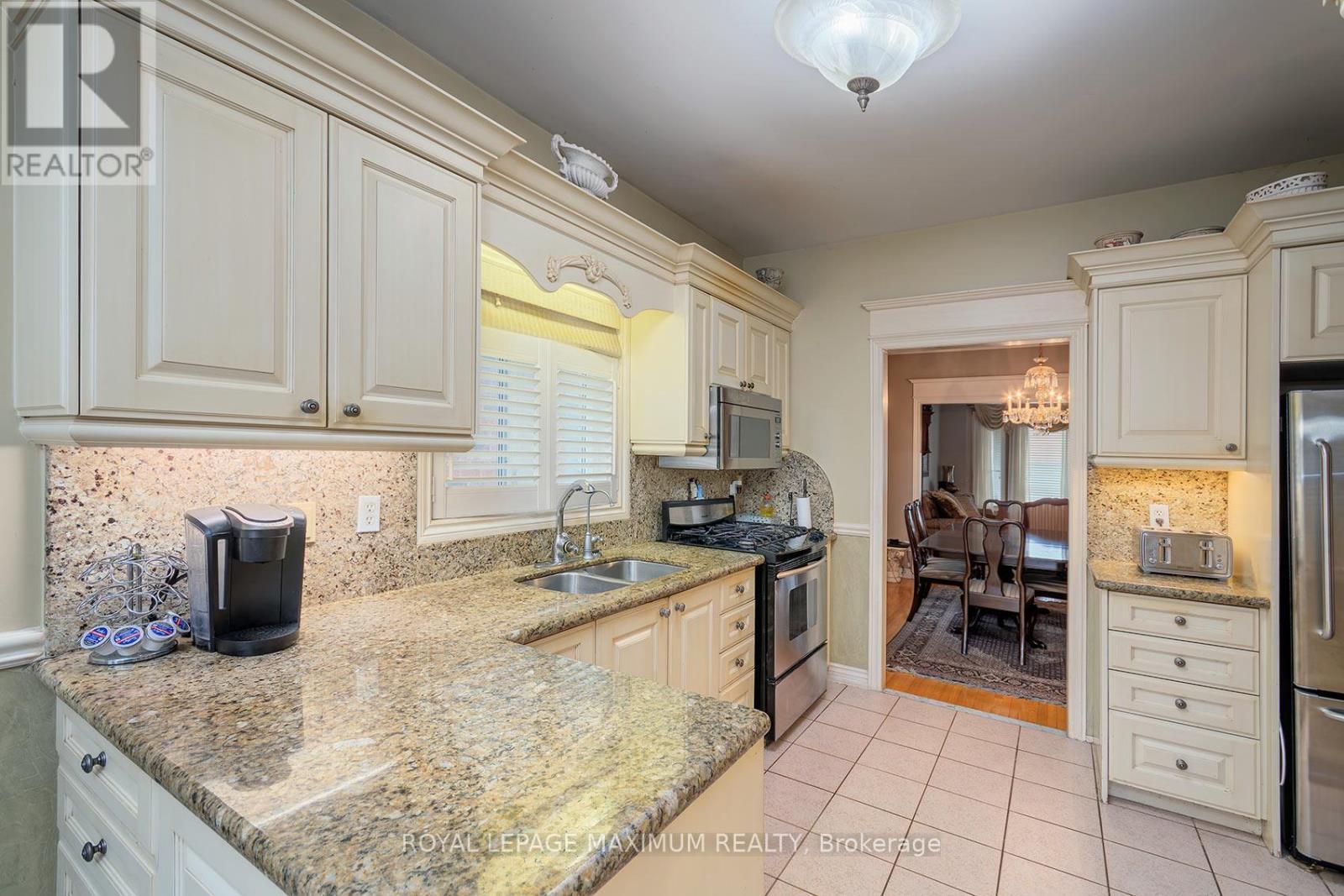 












14 MUSTANG ROAD

,
Vaughan,




Ontario
L6A1X4

