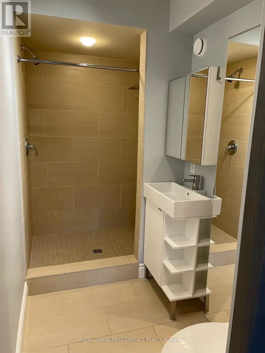 












52 PINE RIDGE TRAIL

,
Oro-Medonte,




Ontario
L4M4Y8

