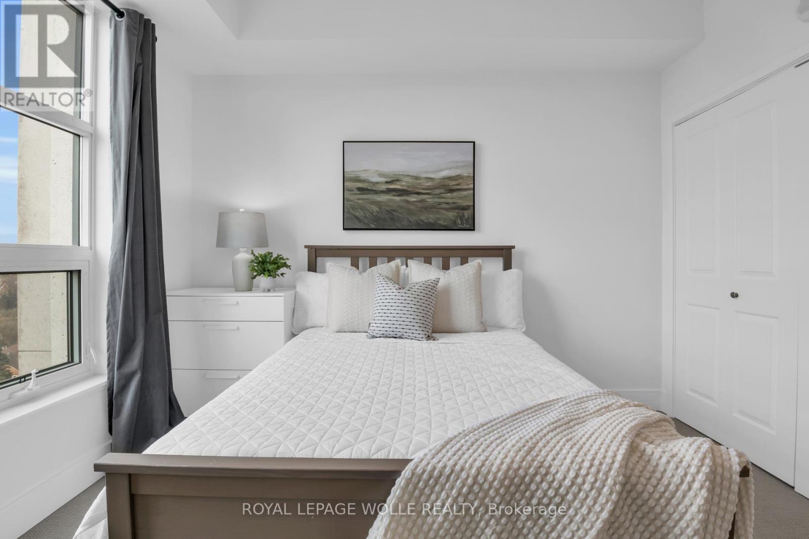 












904 - 144 PARK STREET

,
Waterloo,




Ontario
N2L0B6

